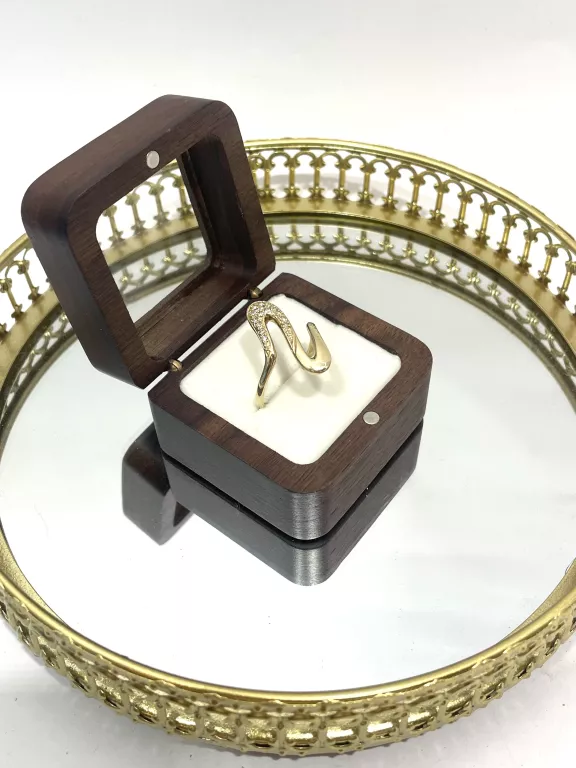 zloty-pierscionek-14k-585-444g-r25-ean-gtin-5903772011951