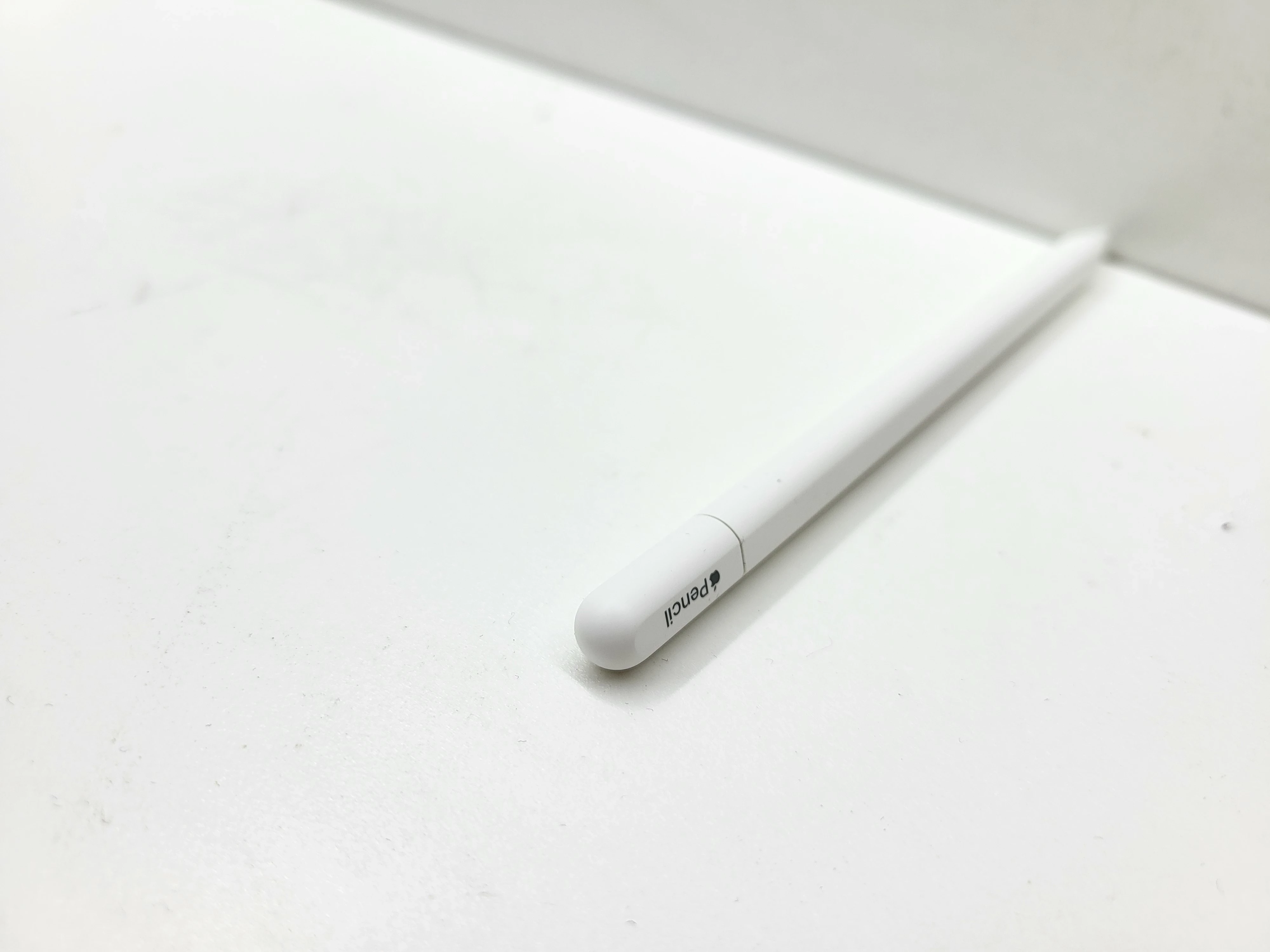 apple-pencil-a3085-gw-09032026-stan-11323-2
