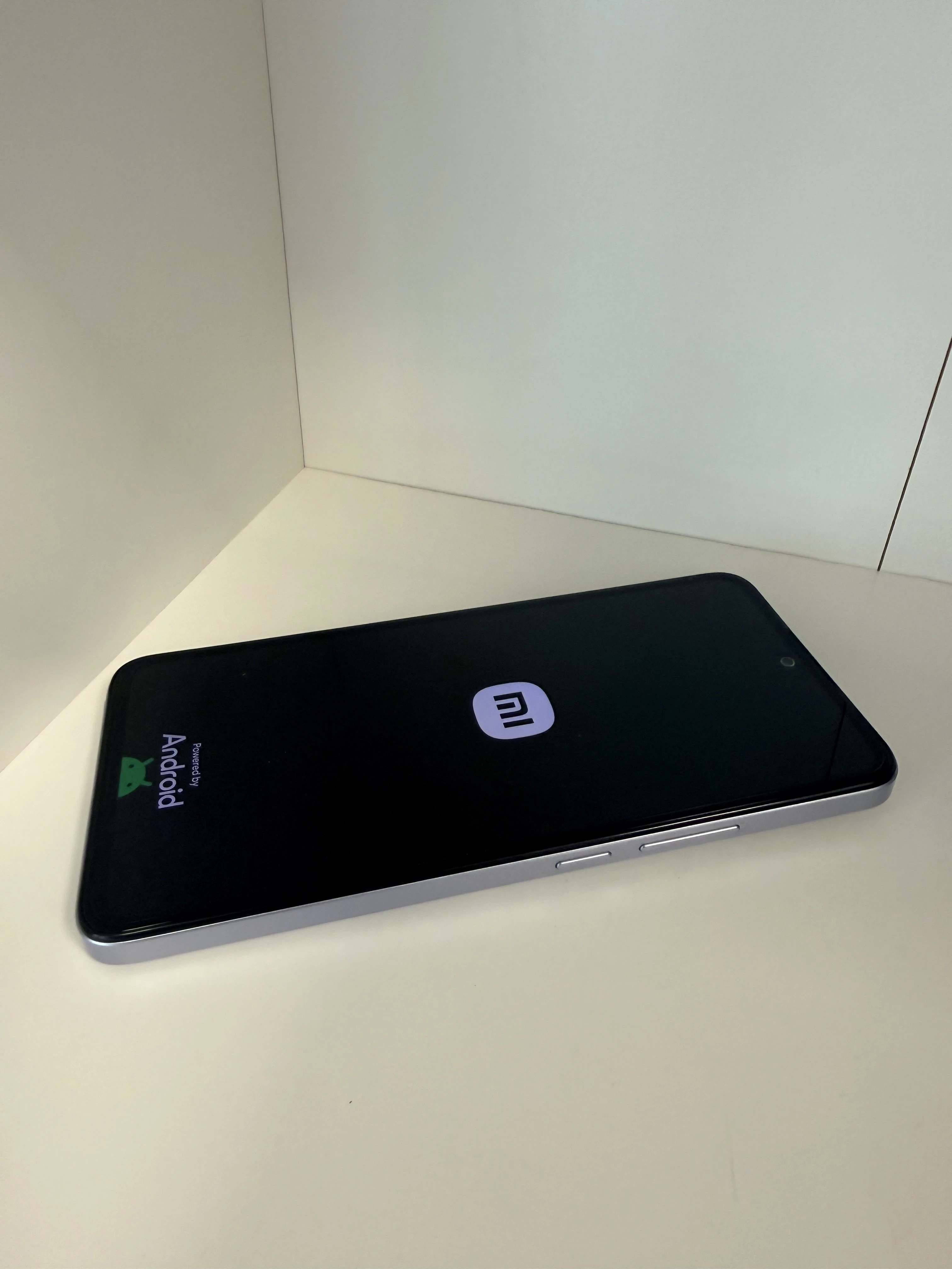 telefon-redmi-note-14-przekatna-ekranu-667