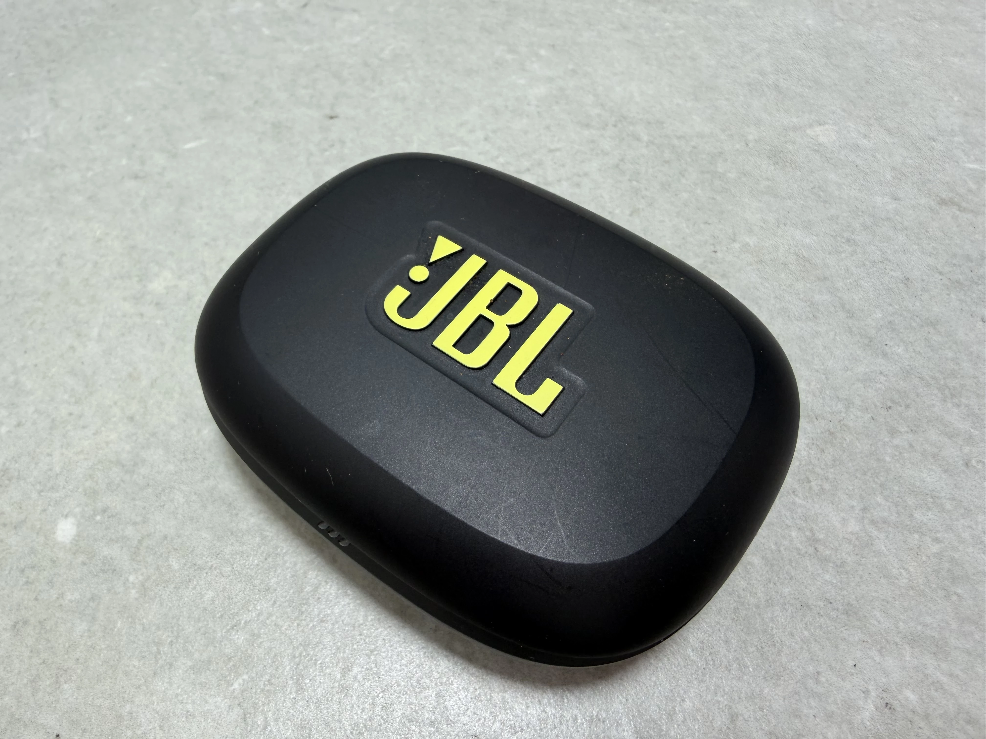 jbl-endurance-peak-4-sluchawki-sportowe-stan-11323-2