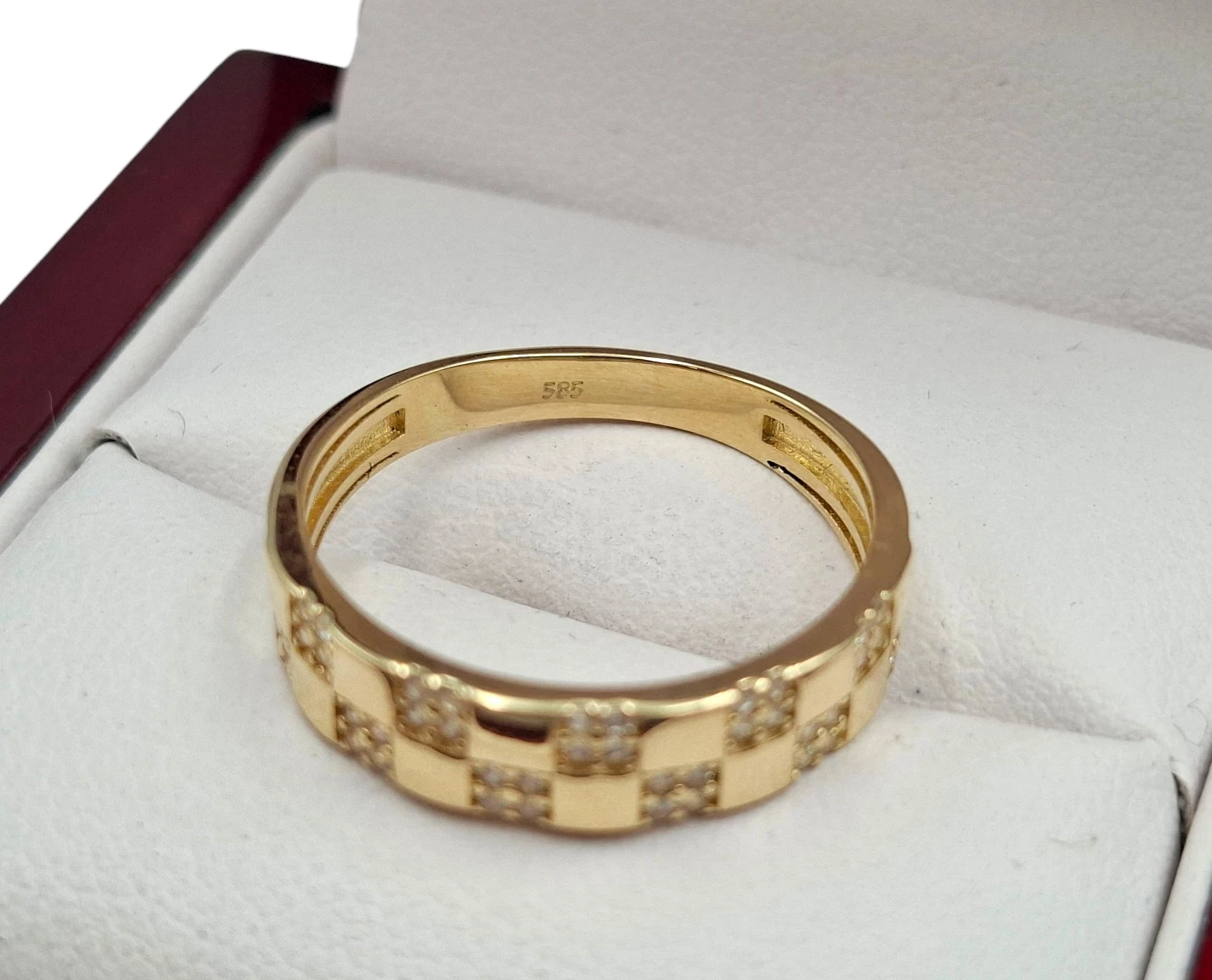 elegancki-zloty-pierscionek-p-585-w-298-g-r-21-material-15835-2