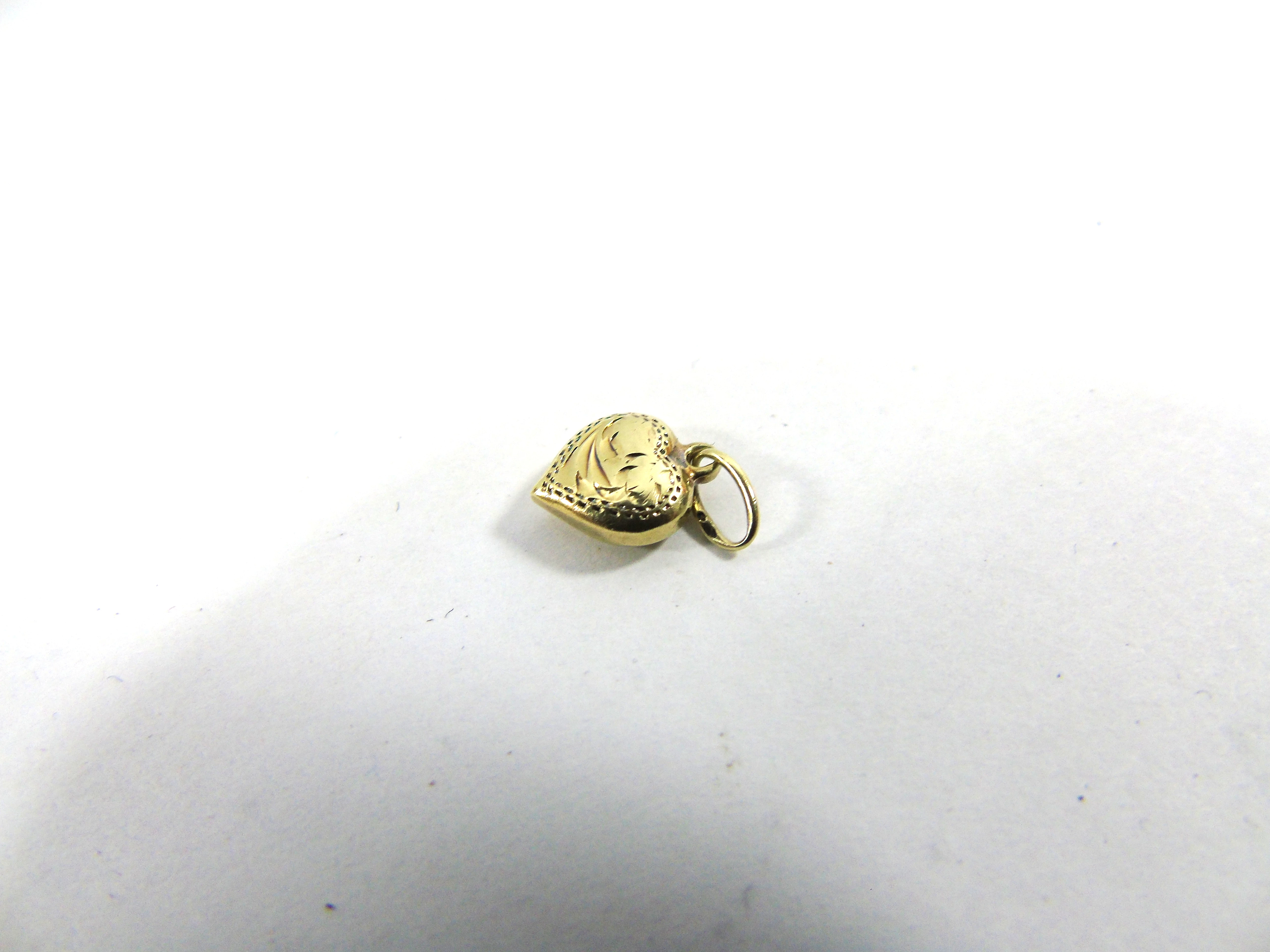 zakochana-zlota-zawieszka-pr585-serduszko-material-dominujacy-223721-131072