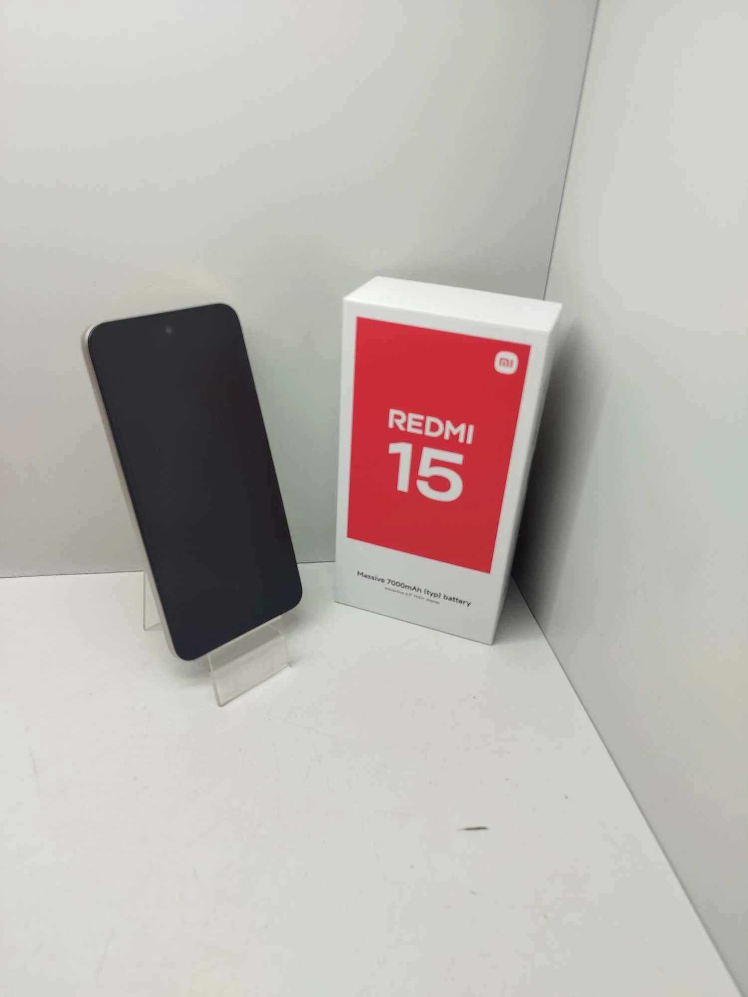 telefon-redmi-15-2568-3-maja-9-lipno