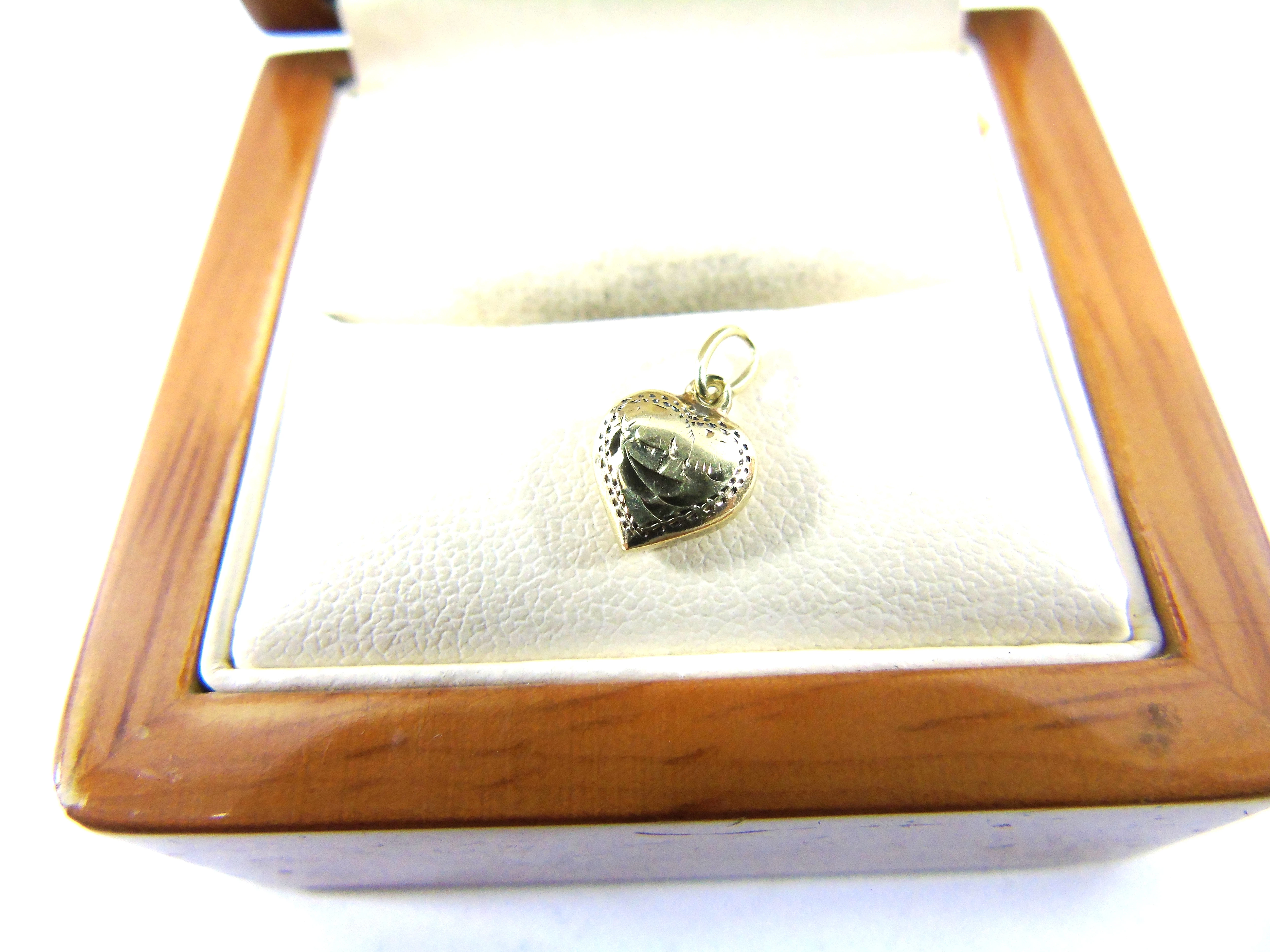 zakochana-zlota-zawieszka-pr585-serduszko-kamienie-221-64