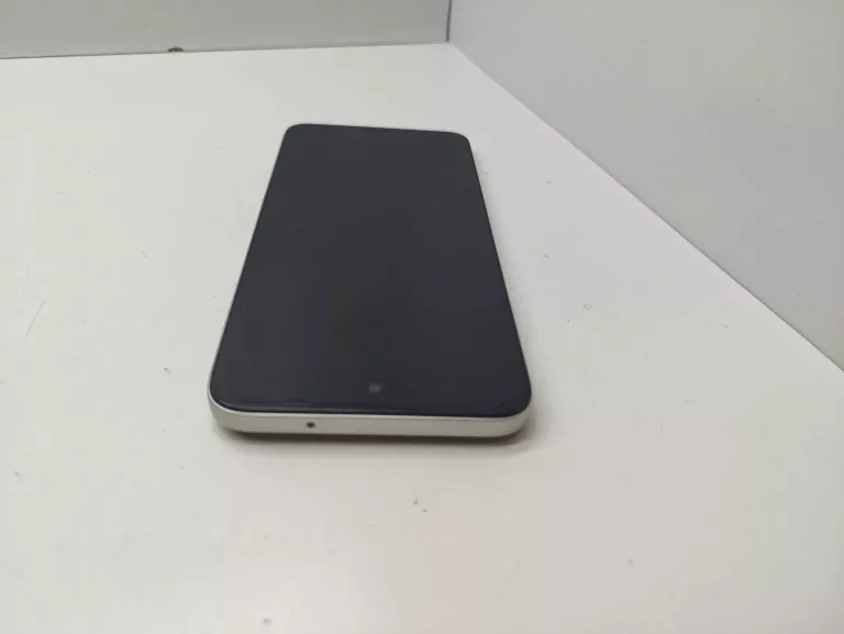 telefon-redmi-15-2568-przekatna-ekranu-690