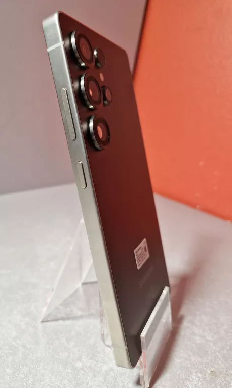 telefon-samsung-galaxy-s25-ultra-12256gb-opis-przekatna-ekranu-690