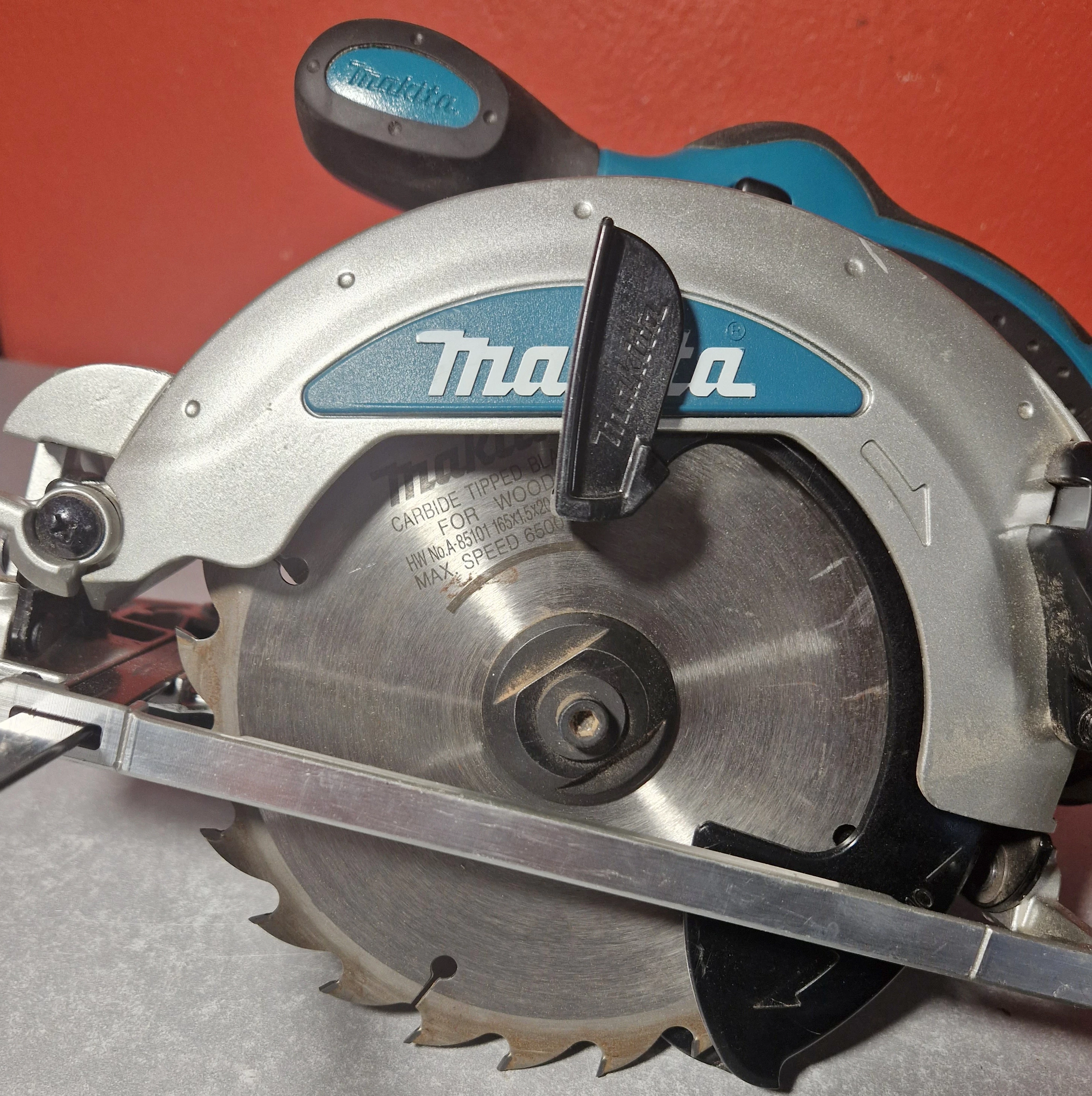 pila-tarczowa-makita-dss610aku-3ah-marka-248811-950929