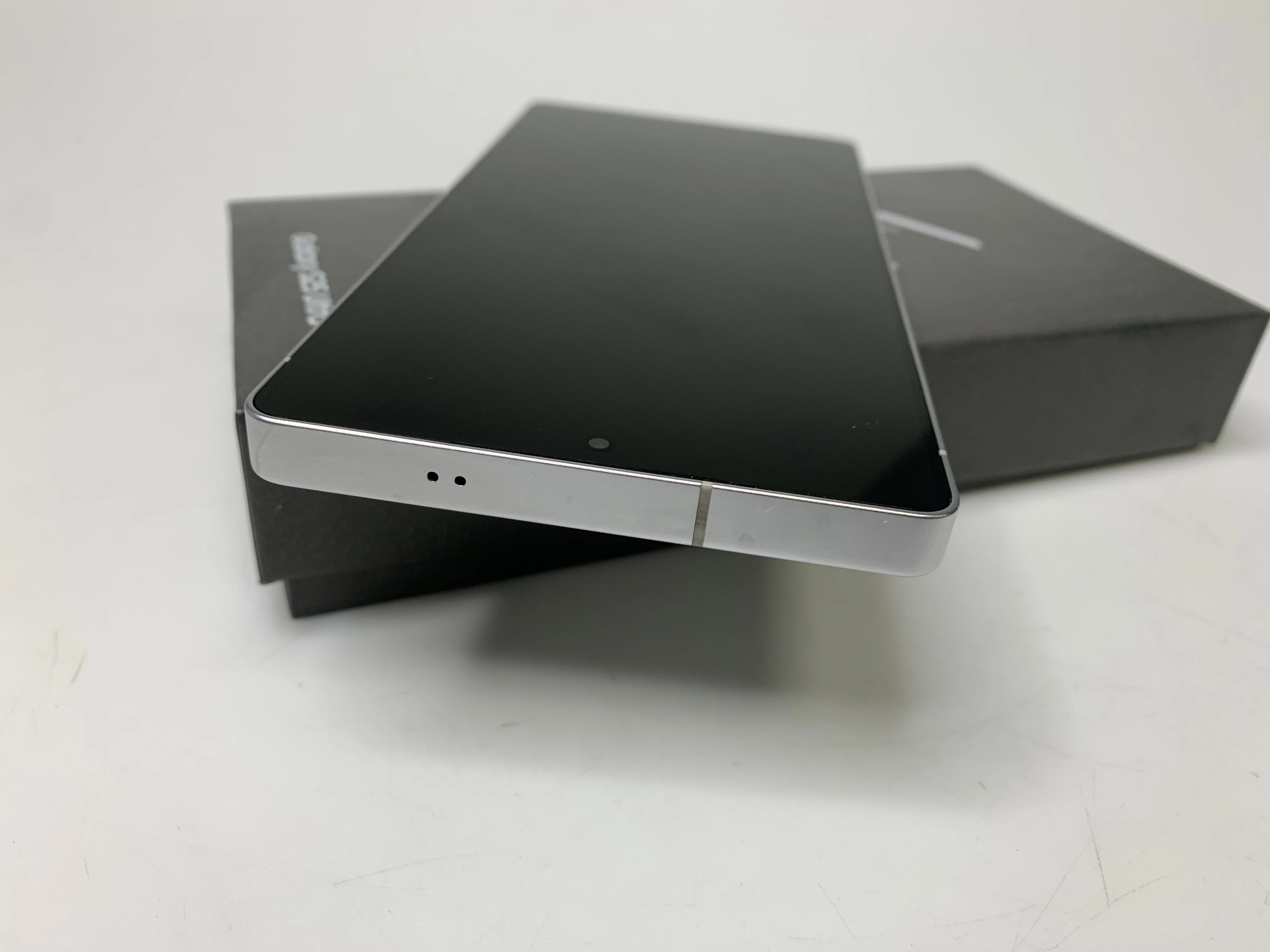 telefon-samsung-galaxy-s25-ultra-komplet-12256gb-przekatna-ekranu-690