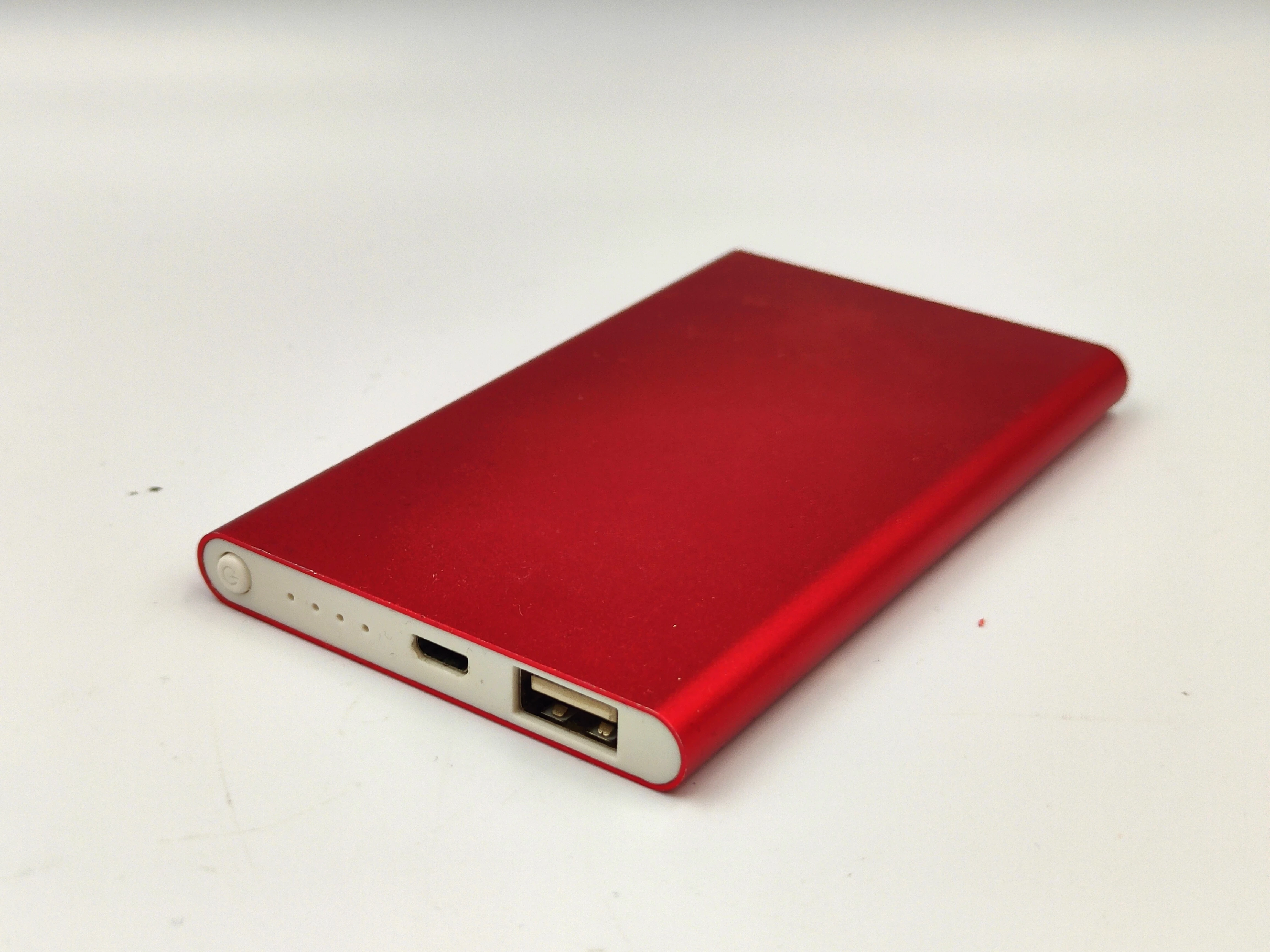 powerbank-czerwony-4000mah-wlotowa-5b-krakow