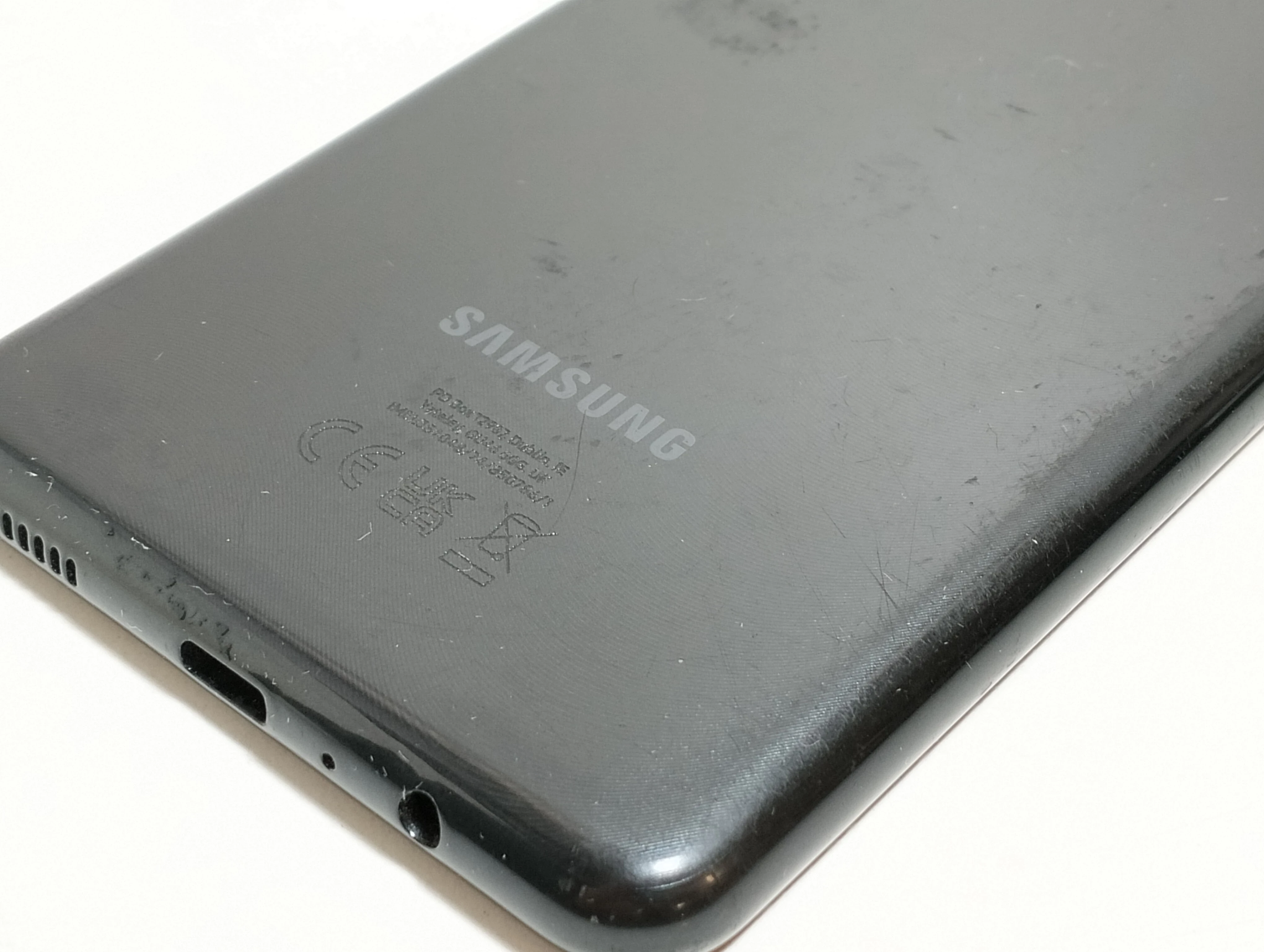 telefon-samsung-galaxy-a04s-ean-gtin-8806094581874