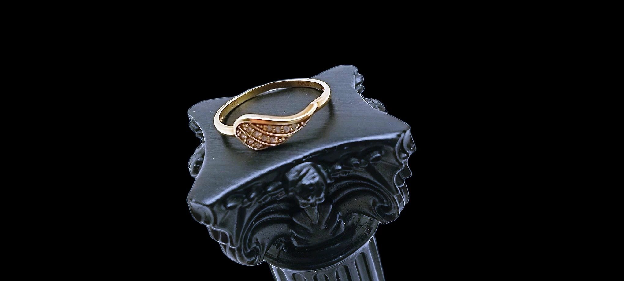 zloty-pierscionek-skrzydlo-375-102g-r16-stan-11323-2