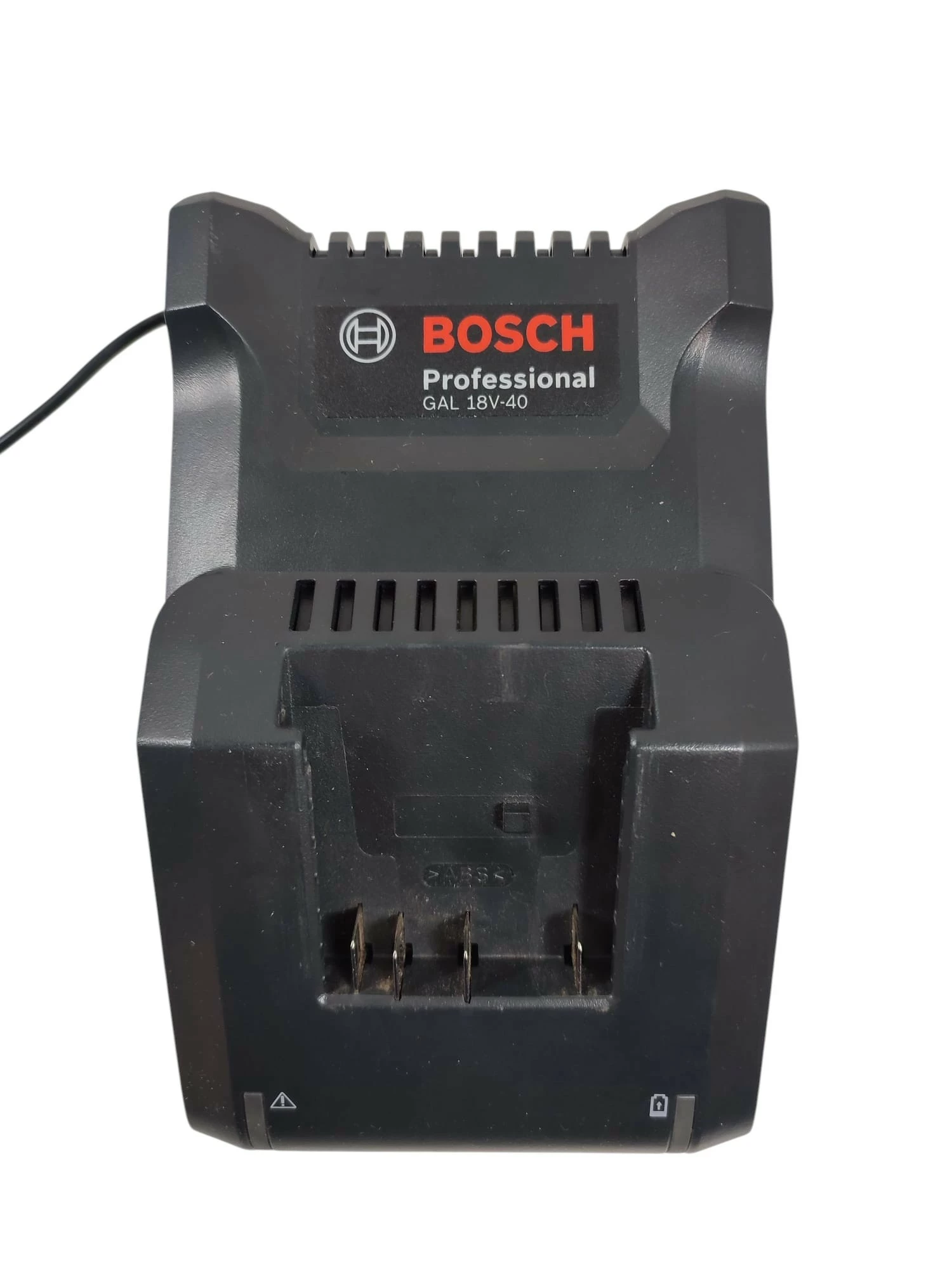 bosch-professional-gal-18v-40-kompaktowa-ladowarka-18v-1600a019rj-stan-11323-2