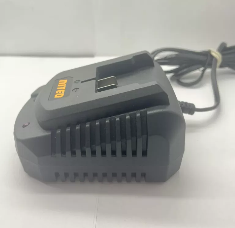 ladowarka-niteo-clv-2102400-240v-ean-gtin-5905118072756