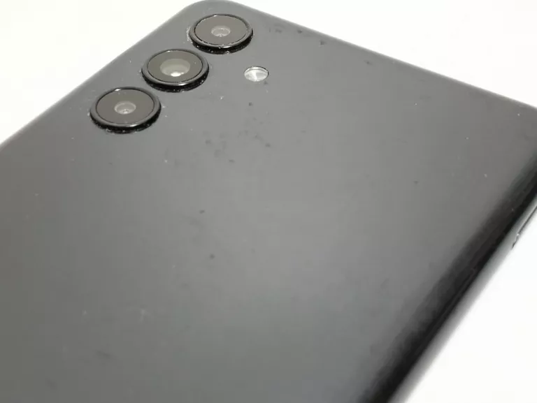 telefon-samsung-galaxy-a04s-stan-11323-2