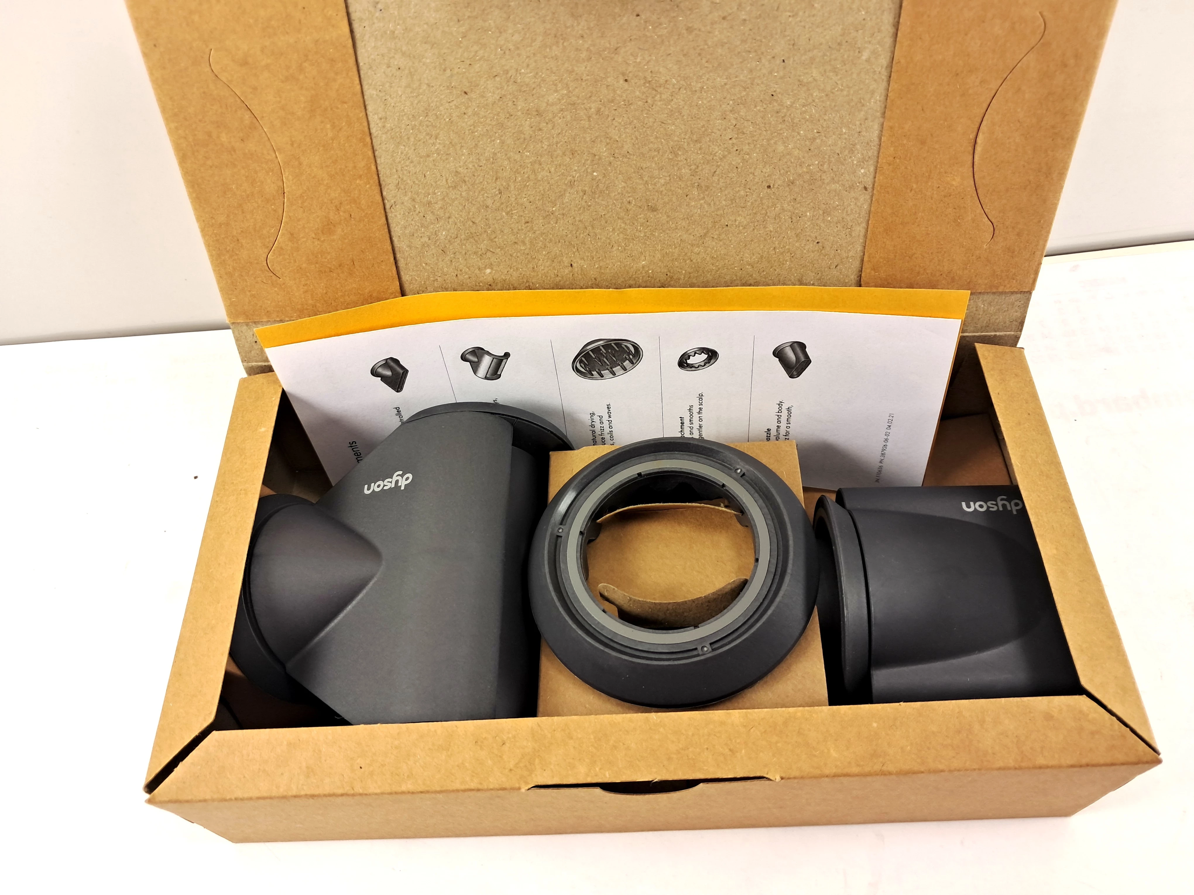 suszarka-dyson-hd08-supersonic-liczba-zakresow-temperatury-4