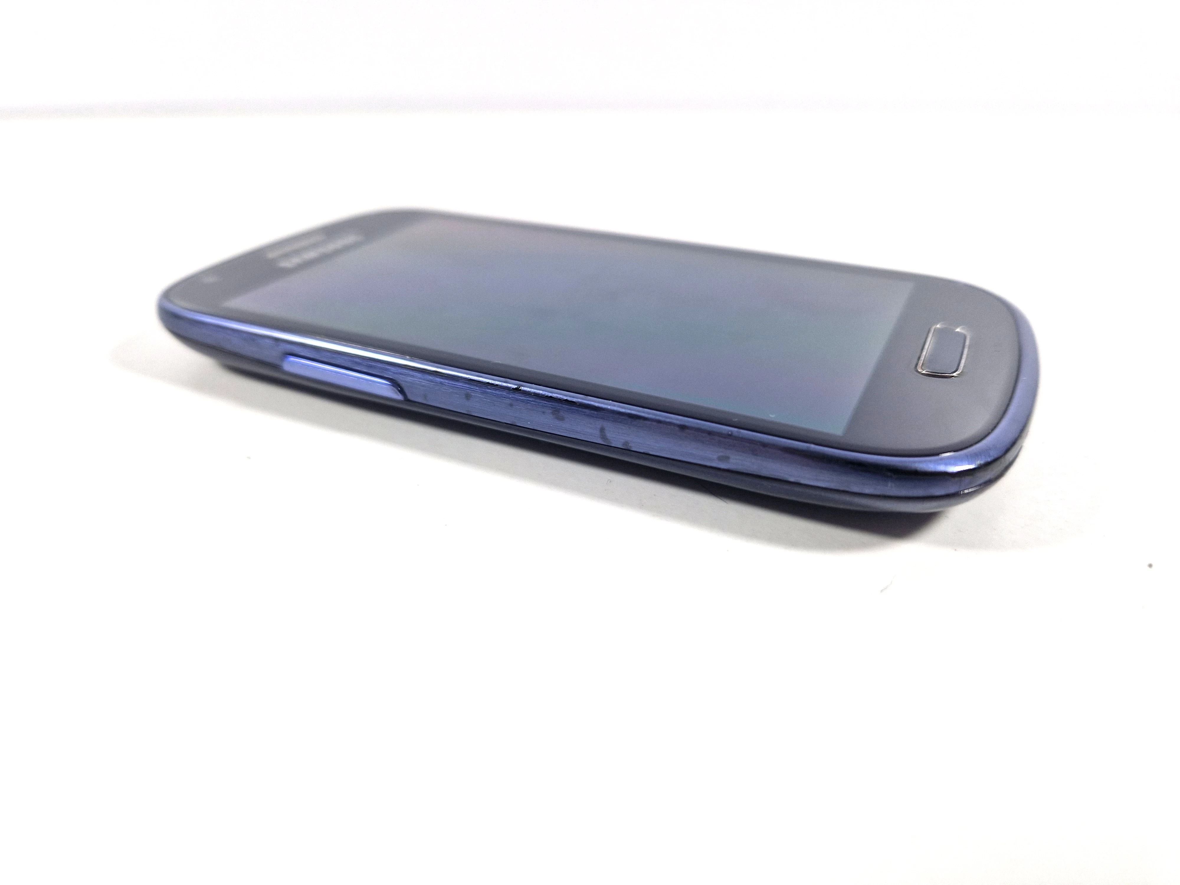 telefon-samsung-galaxy-s3-mini-przekatna-ekranu-400