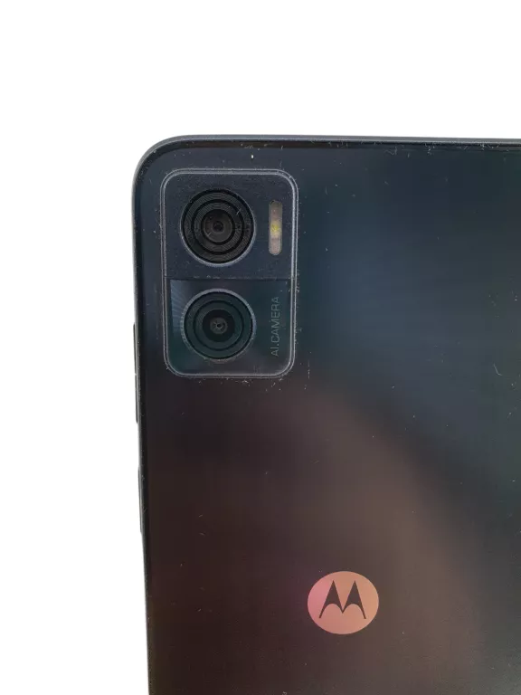 telefon-motorola-e22-4gb64gb-przekatna-ekranu-650