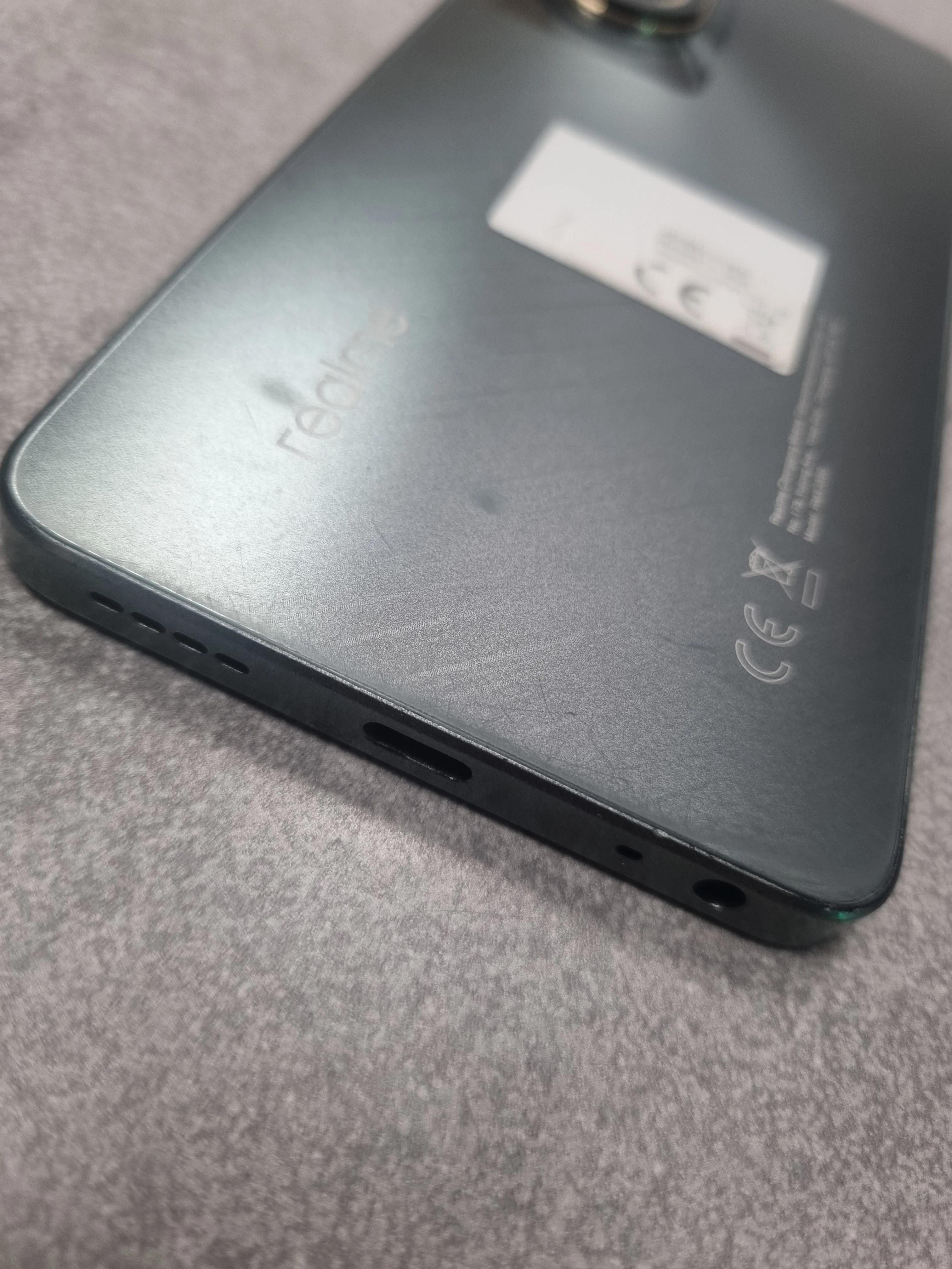 telefon-realme-c67-8256gb-przekatna-ekranu-672