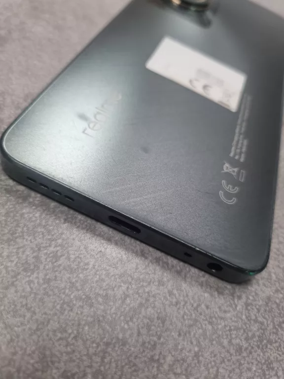 telefon-realme-c67-8256gb-przekatna-ekranu-672