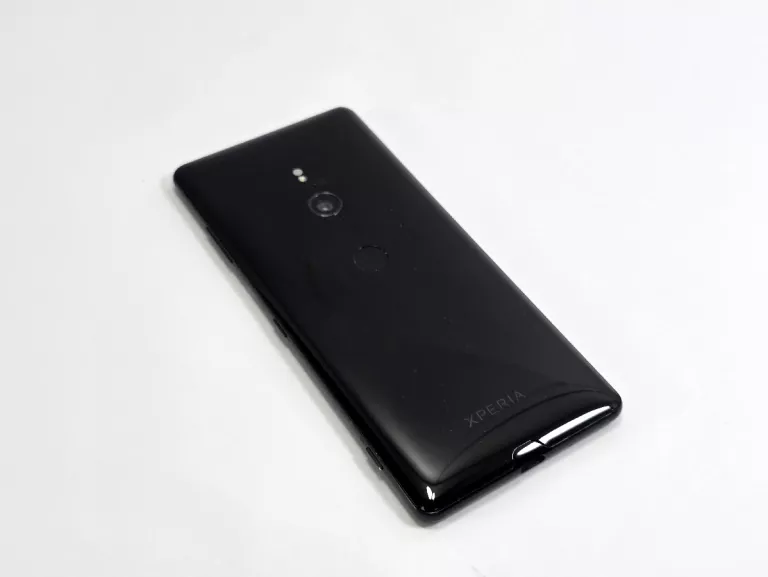 smartfon-sony-xperia-xz3-4-gb-64-gb-2g-czarny-kod-producenta-h8416