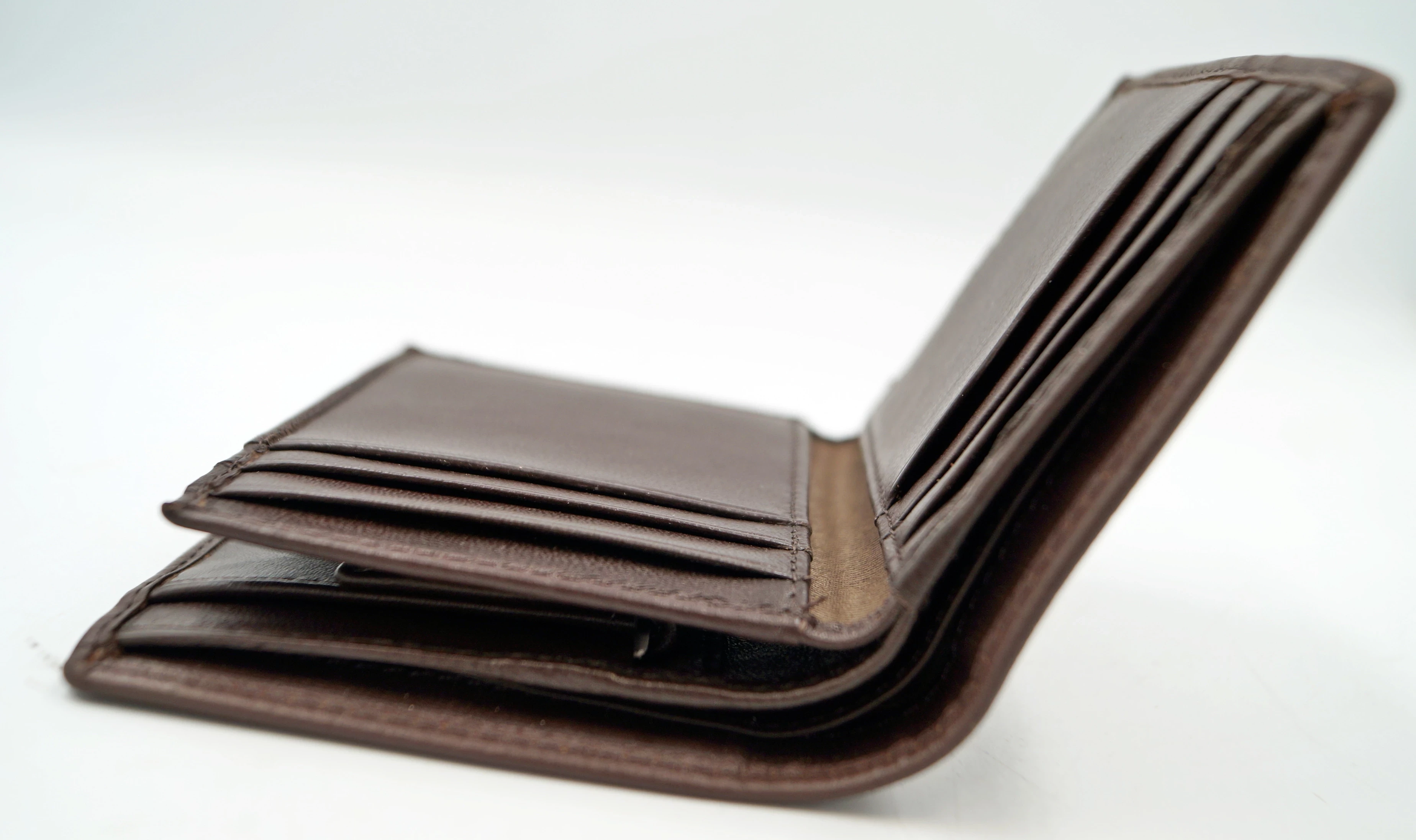 festina-portfel-skorzany-button-brazowy-orientacja-234897-387161