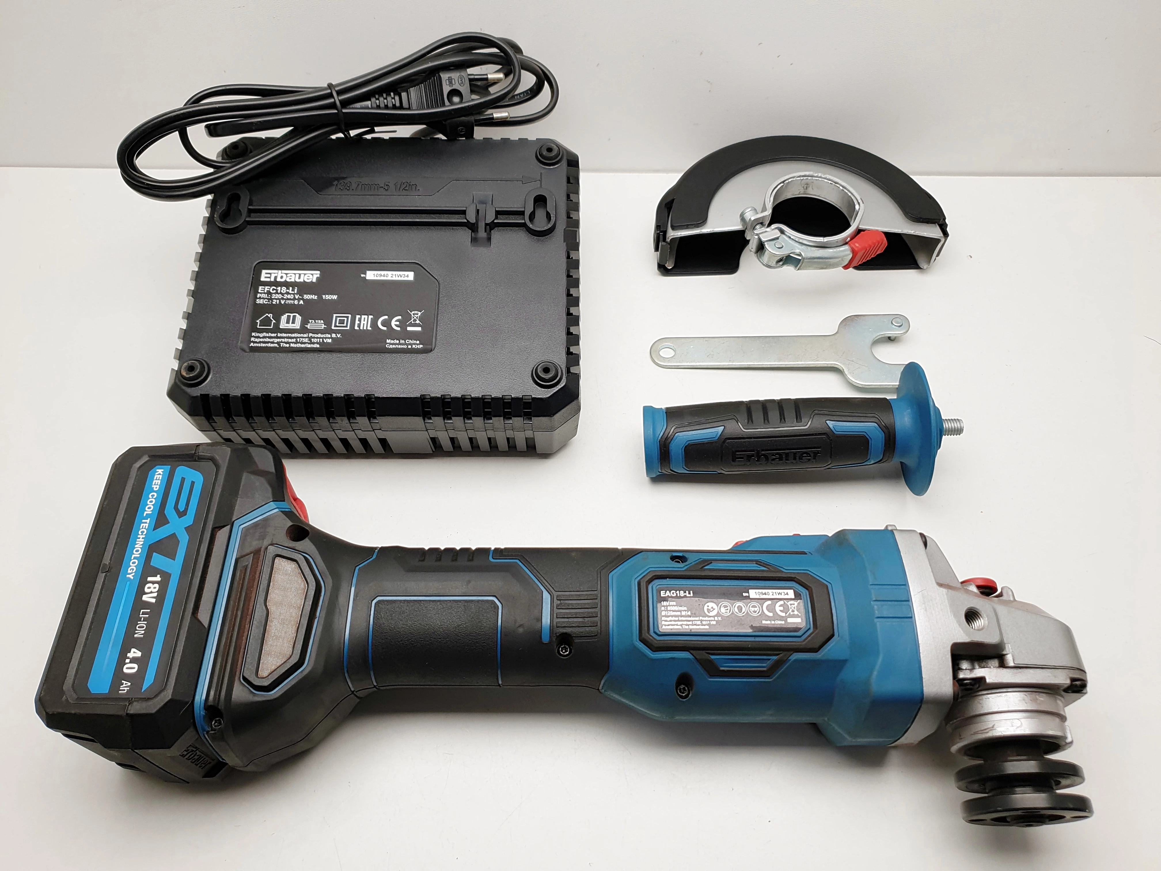 szlifierka-katowa-aku-erbauer-eag18-li-komplet-akuladowarkawalizka-srednica-tarczy-12500