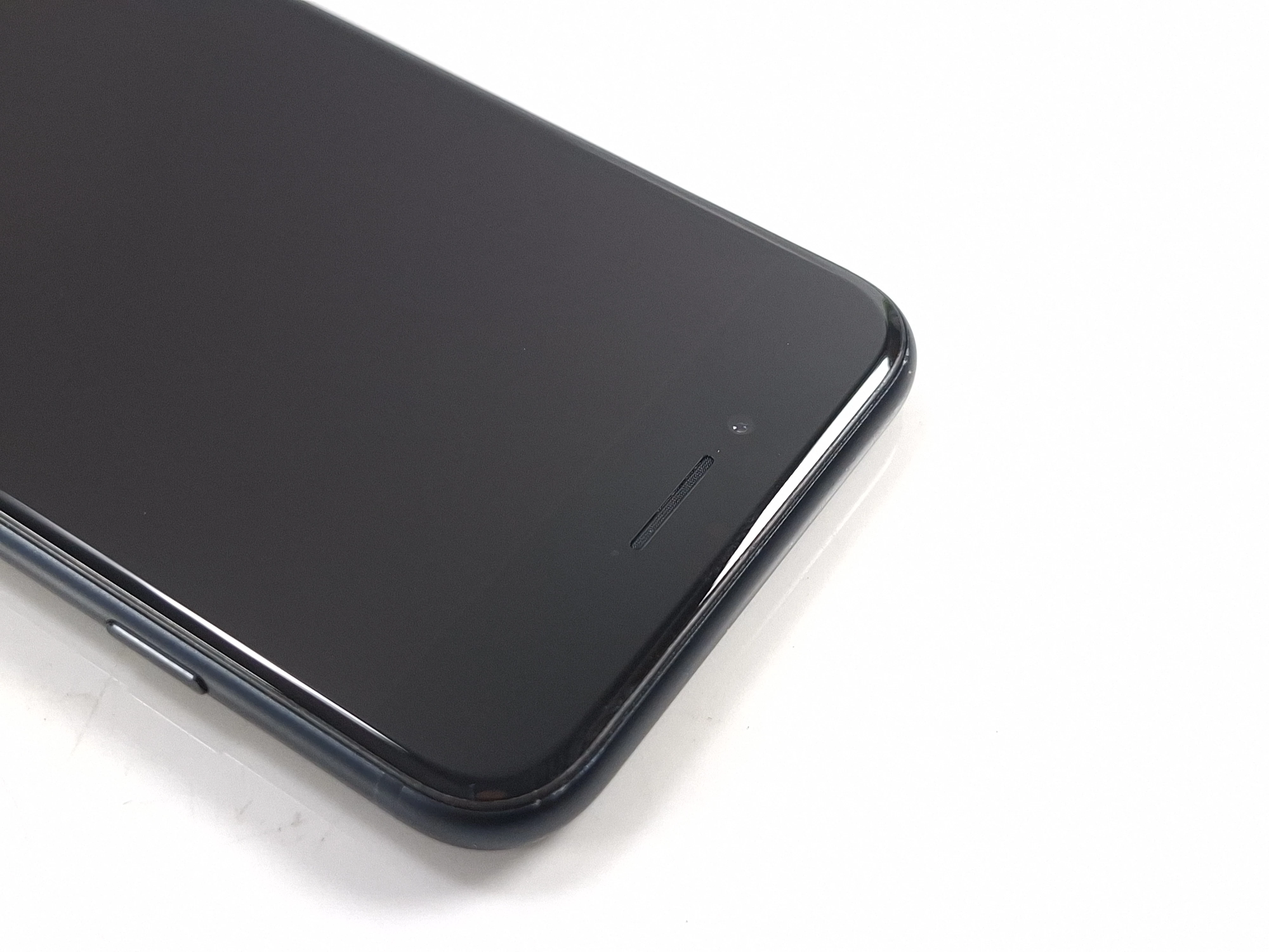 telefon-iphone-se-2022-64gb-typ-202685-212929