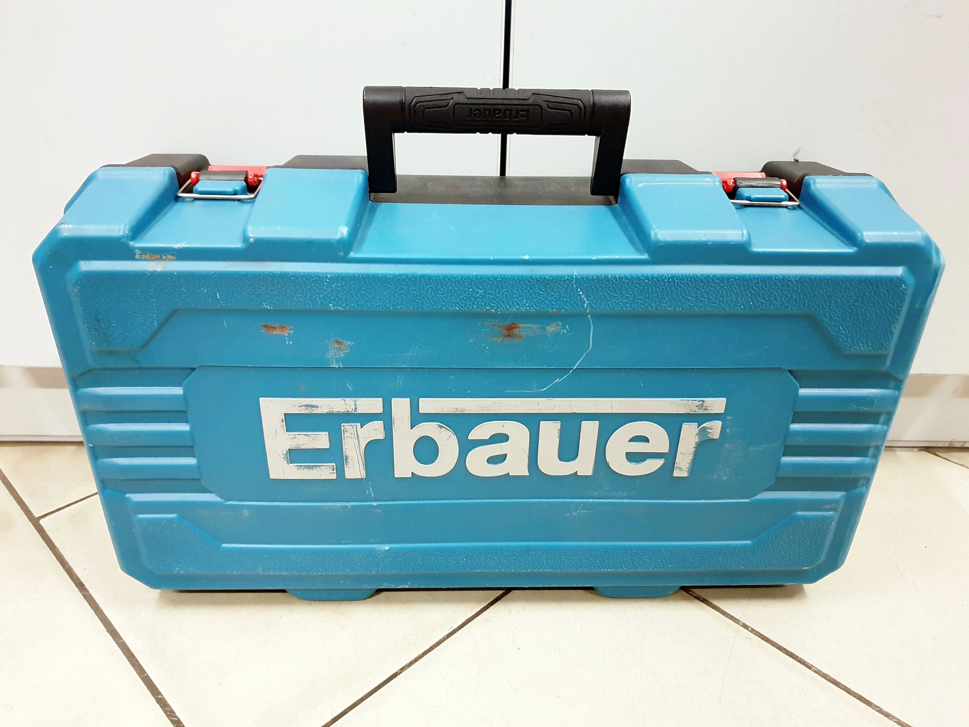 szlifierka-katowa-aku-erbauer-eag18-li-komplet-akuladowarkawalizka-pojemnosc-akumulatora-400