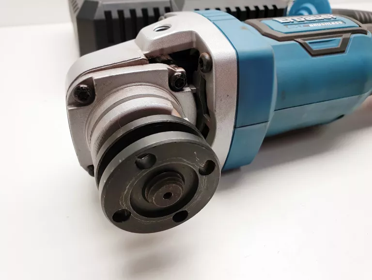 szlifierka-katowa-aku-erbauer-eag18-li-komplet-akuladowarkawalizka-rodzaj-zasilania-128529-1