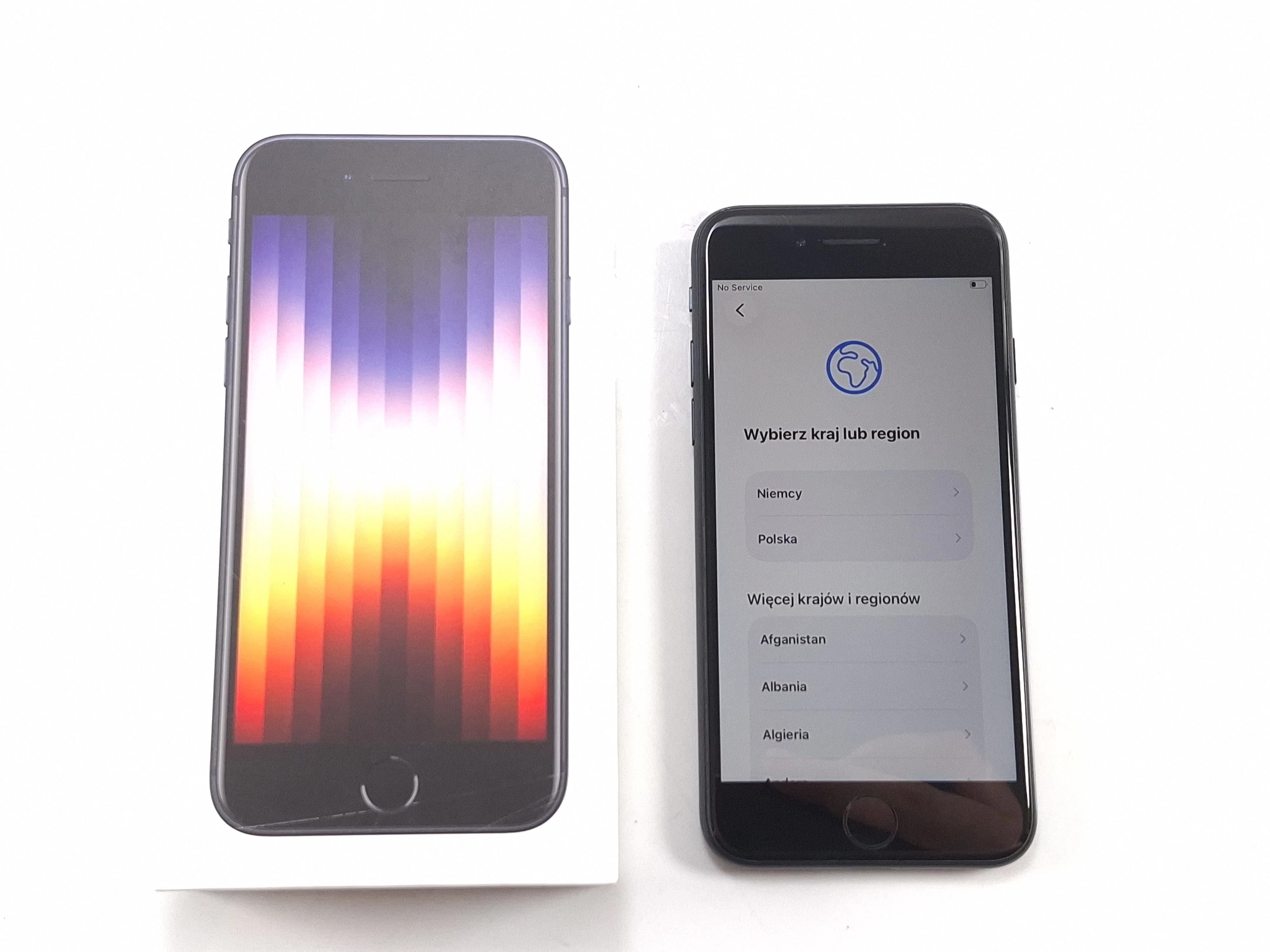 telefon-iphone-se-2022-64gb-ean-gtin-194253013396