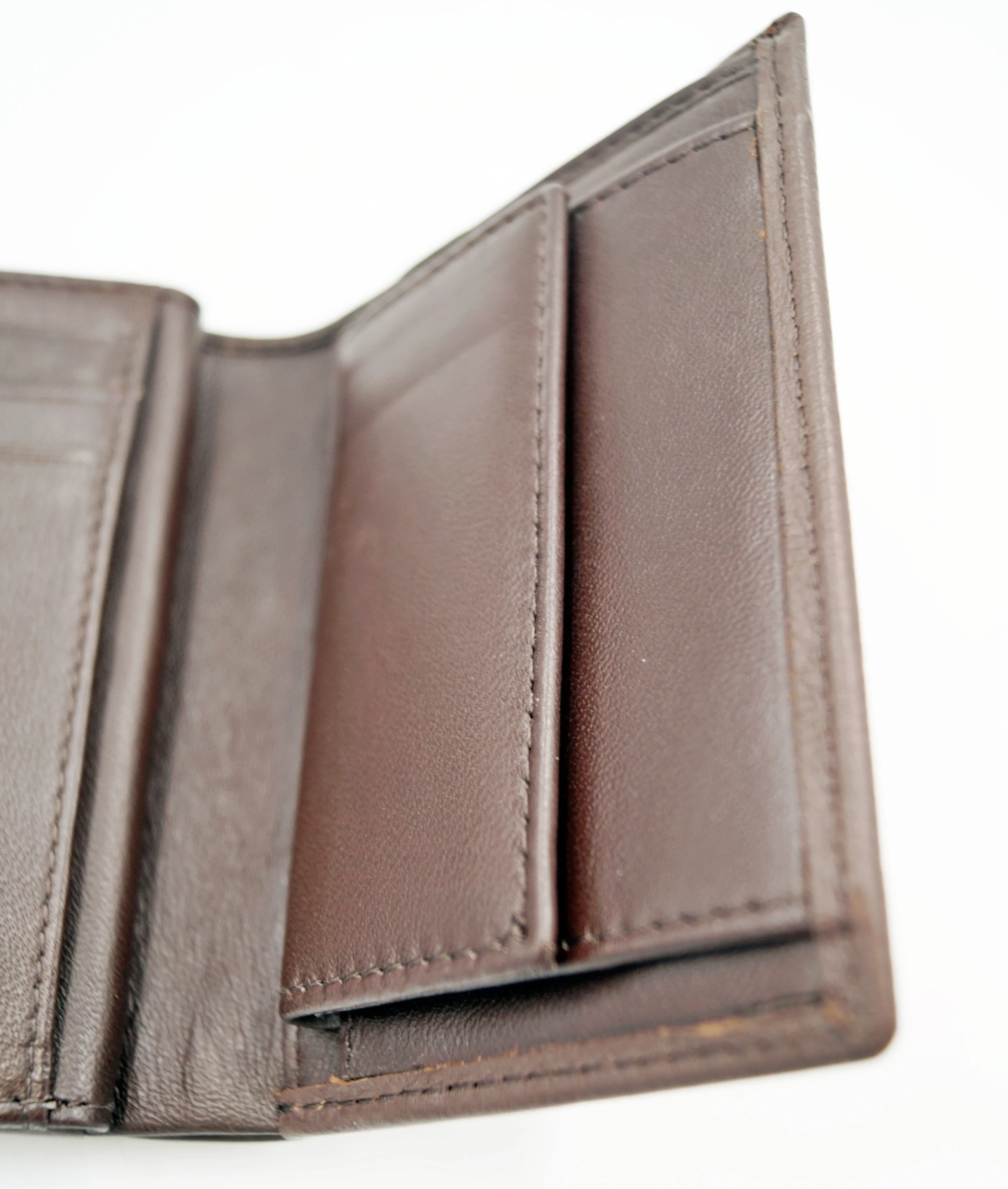 festina-portfel-skorzany-button-brazowy-wysokosc-1460