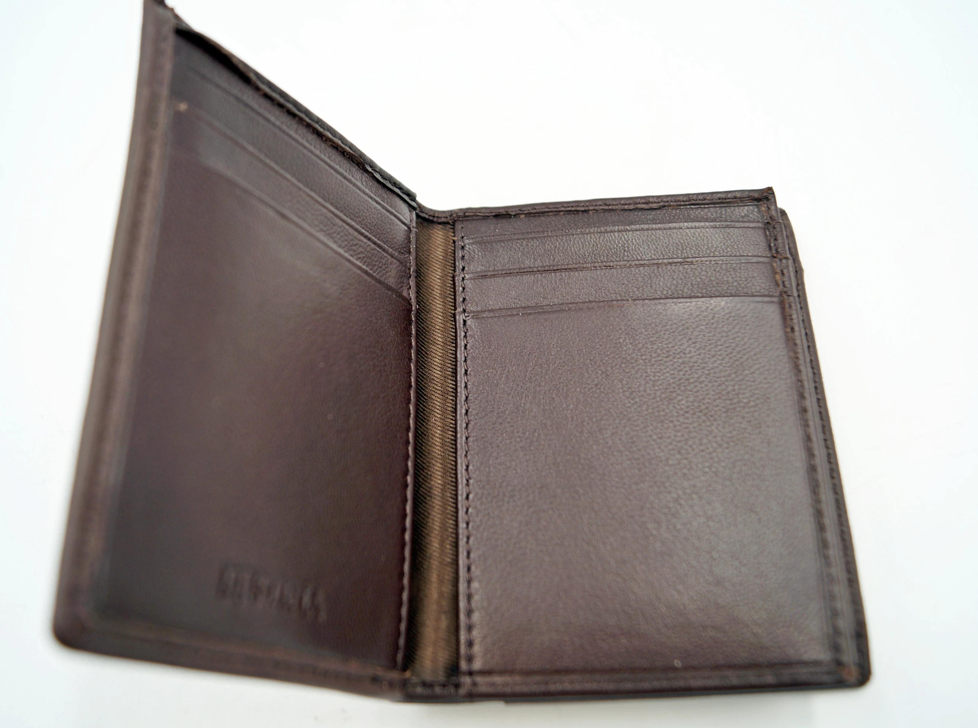 festina-portfel-skorzany-button-brazowy-zapiecie-203921-218377