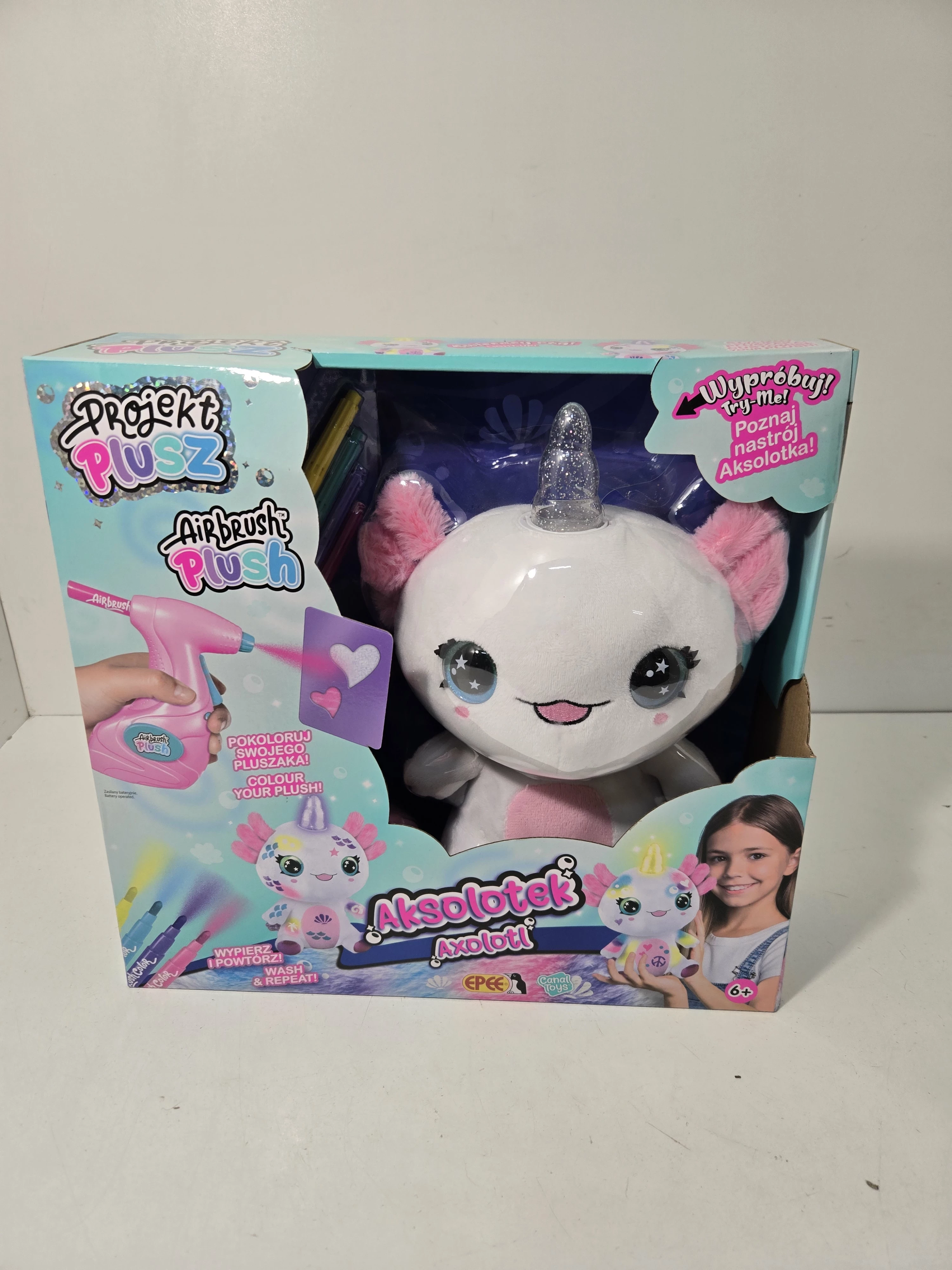 airbrush-plush-pokoloruj-pluszaka-axolotl-jednorozec-swiecacy-rog-rybka-kosciuszki-641-olsztyn