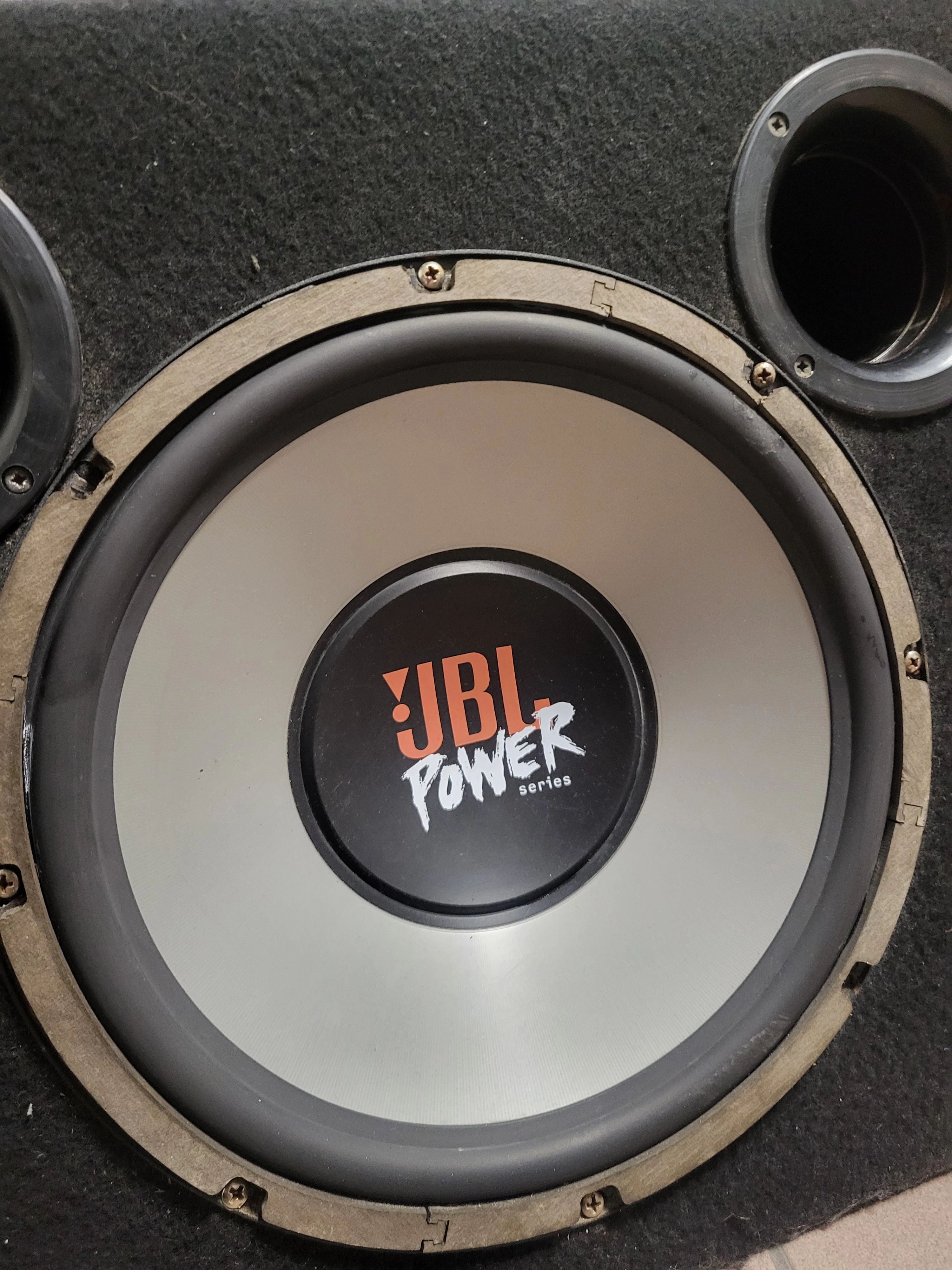 tuba-glosnik-samochodowy-jbl-ean-gtin-050036326810