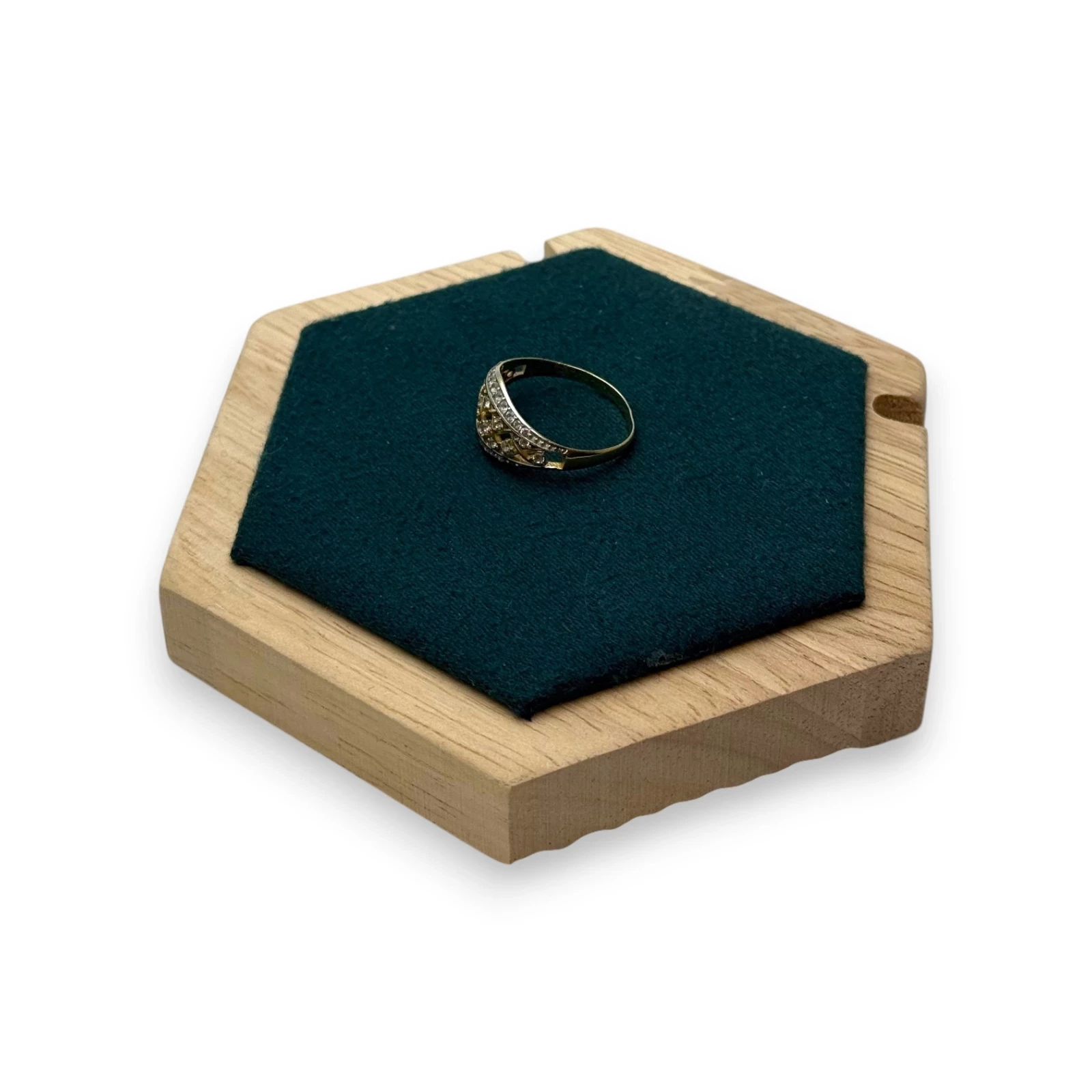 zloty-pierscionek-proba-585-rozmiar-20-waga-227g-brak-jednej-cyrkonii-material-15835-2