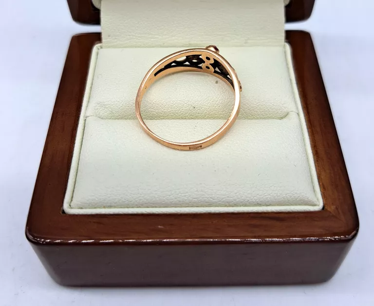 wyrob-jubilerski-uzywany-zloty-pierscionek-585-264g-material-15835-2