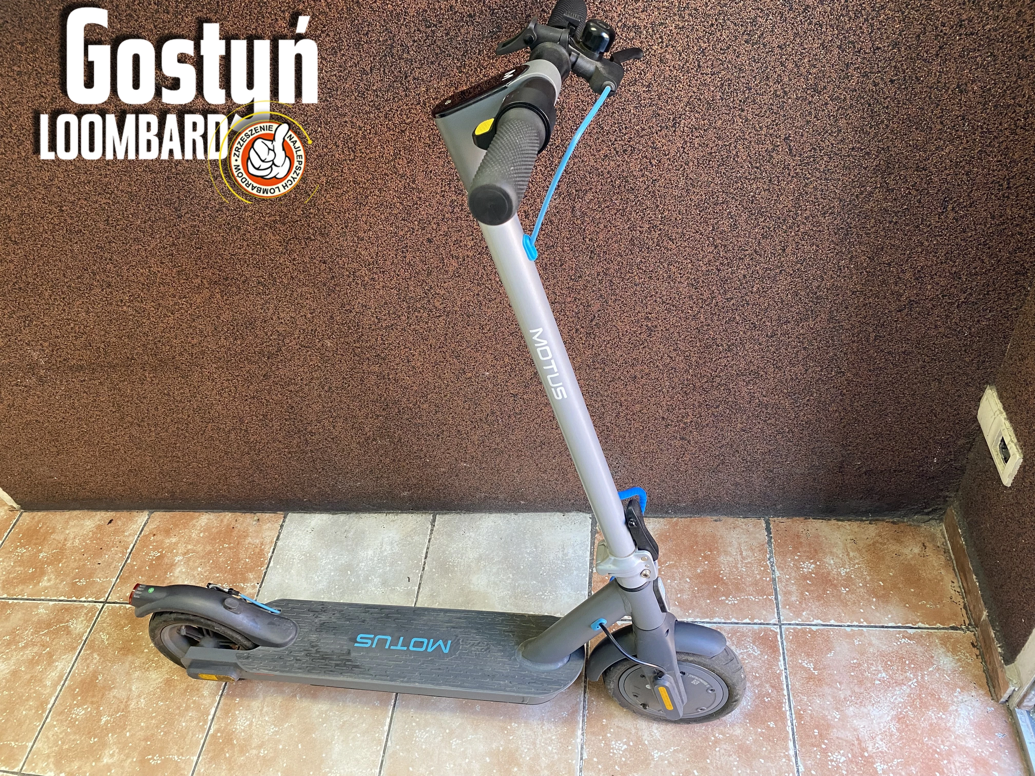 hulajnoga-elektryczna-motus-scooty-85-lite-czarno-turkusowa-powst-wielkopolskich-2-gostyn