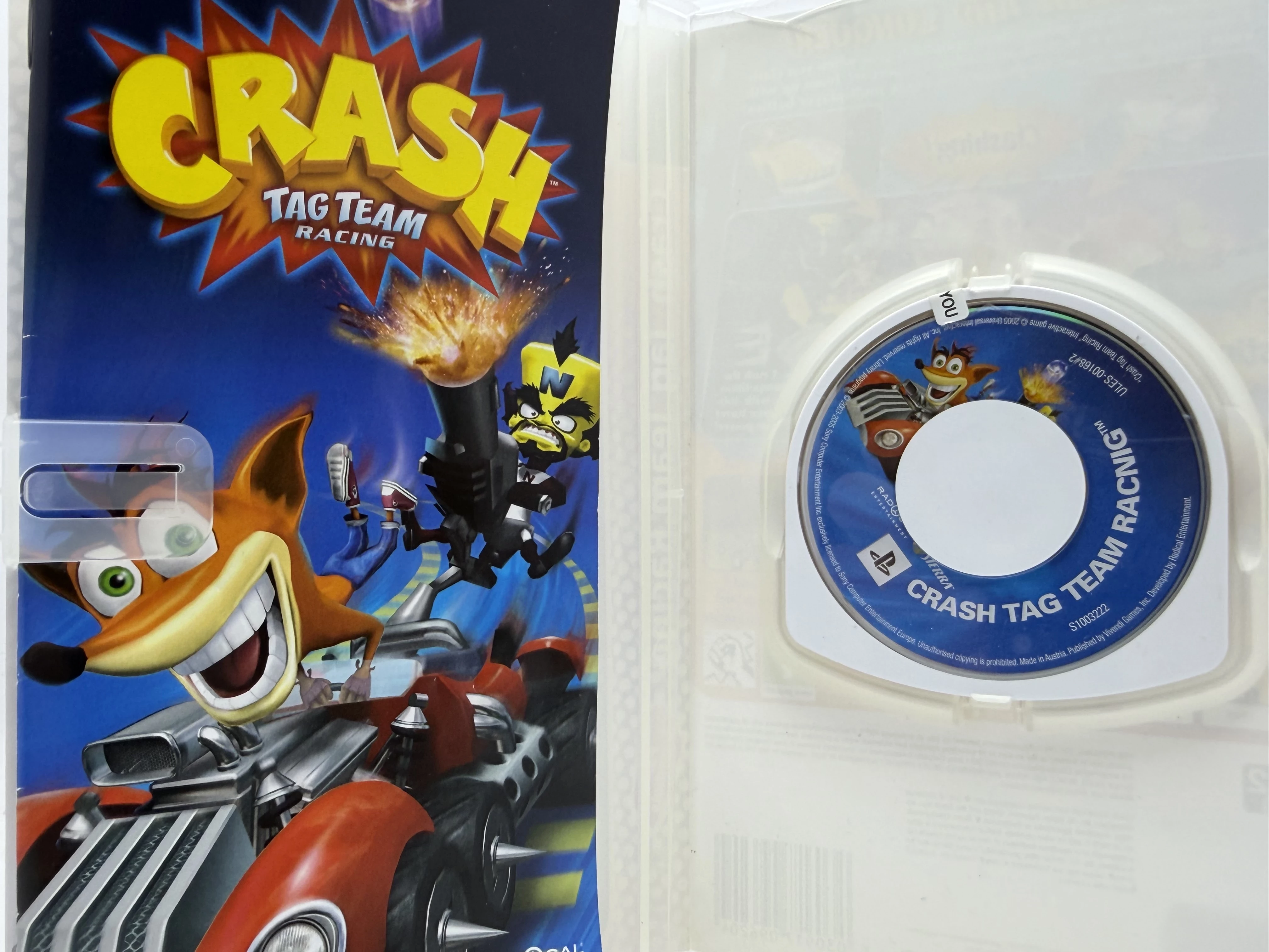 gra-psp-crash-tag-team-ean-gtin-020626723626