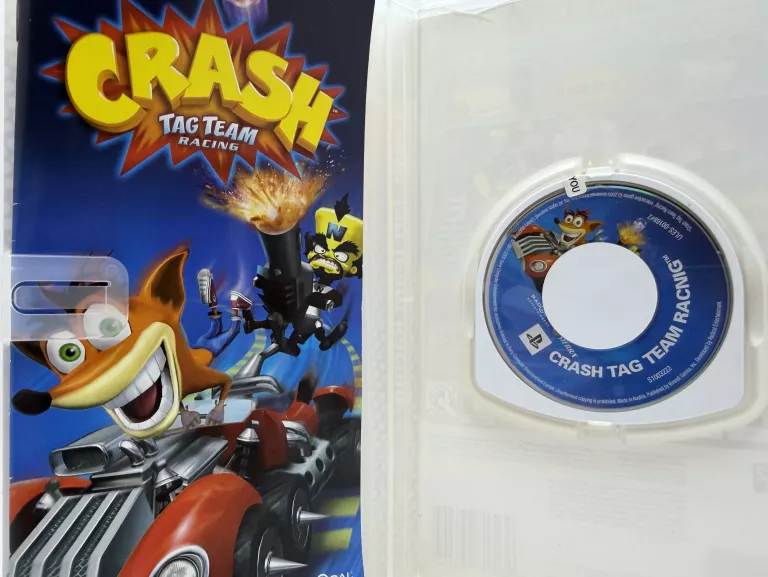 gra-psp-crash-tag-team-ean-gtin-020626723626