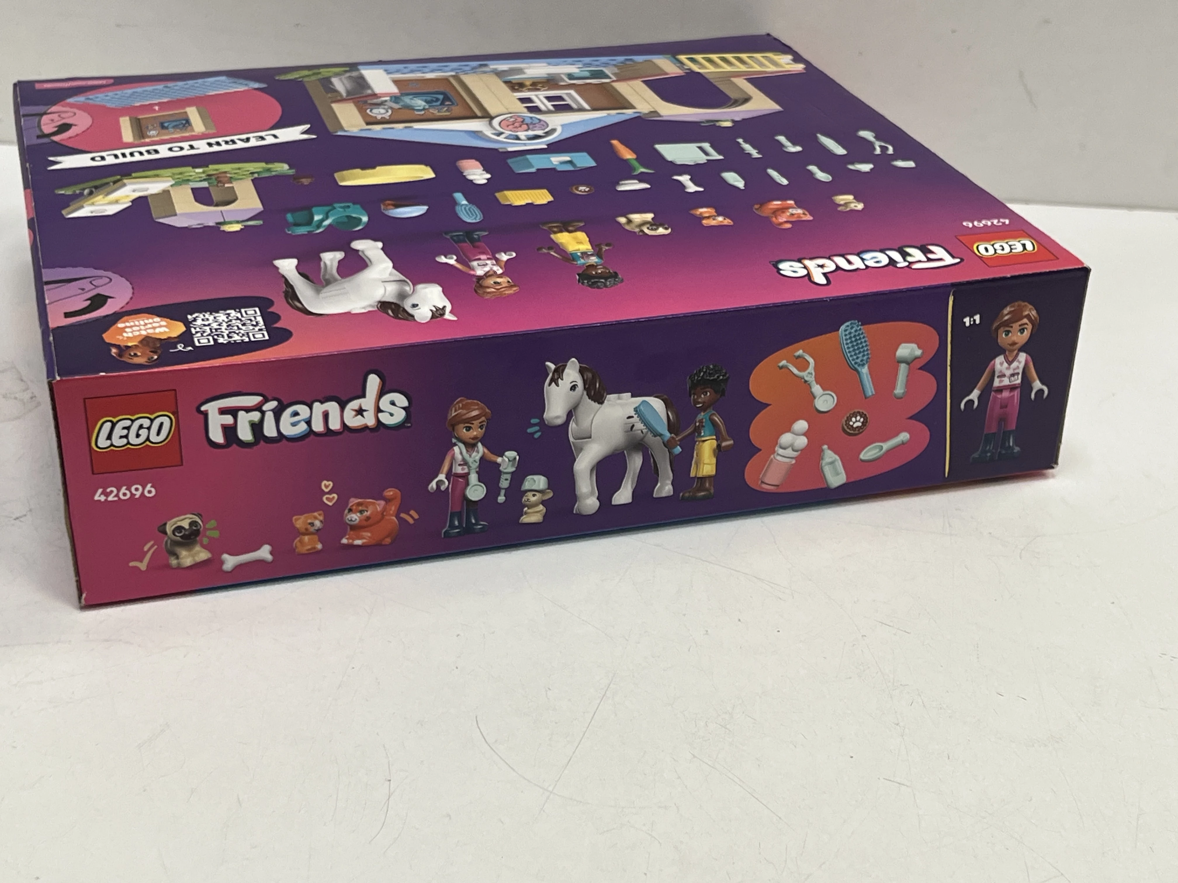klocki-lego-friends-42696-lecznica-dla-zwierzat-nazwa-zestawu-lego-friends-42696-lecznica-dla-zwierzat