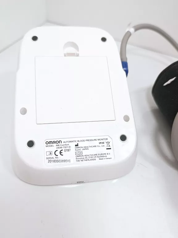 cisnieniomierz-omron-m6-comfort-model-hem-7380-e