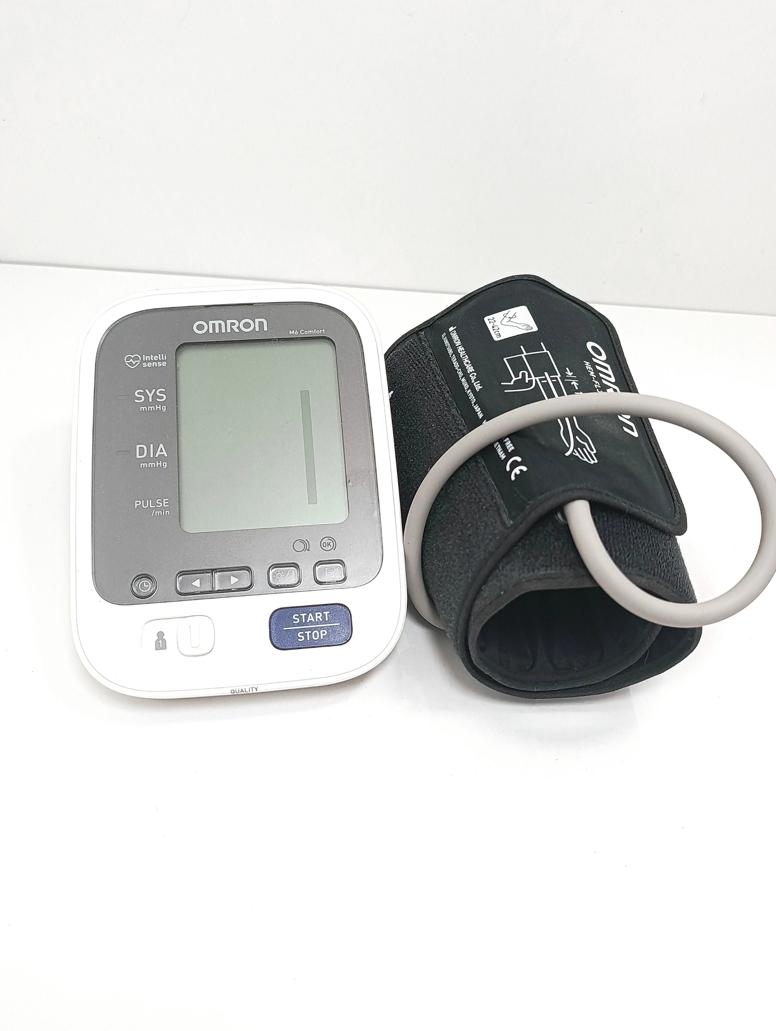 cisnieniomierz-omron-m6-comfort-aleje-jerozolimskie-33-warszawa-boonum