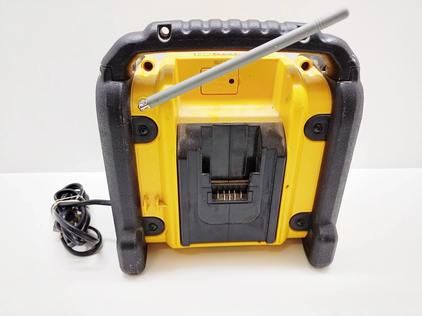 radio-budowlane-dewalt-dcr020-ean-gtin-4908963621262