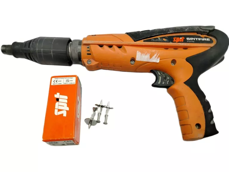 osadzak-prochowy-spit-spitfire-p370-11-listopada-42-chorzow