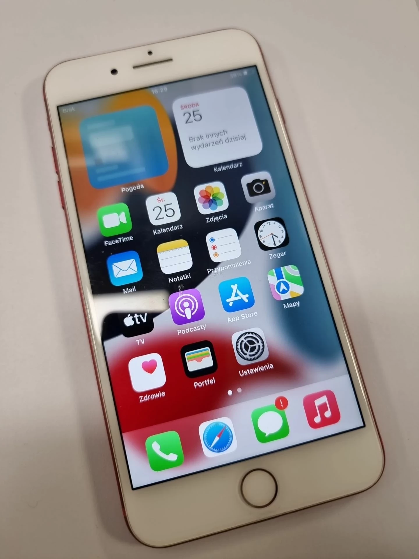 telefon-iphone-7-plus-128gb-wbudowana-pamiec-202869-214189