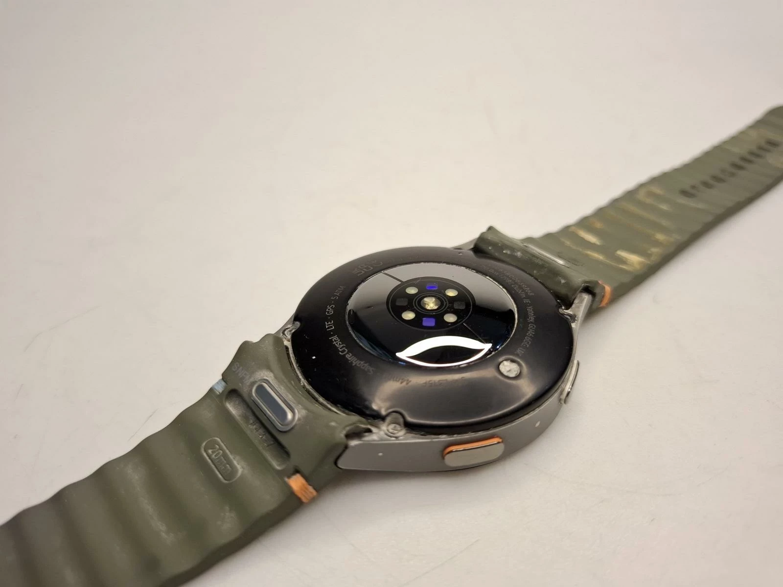 smartwatch-samsung-galaxy-watch-7-model-249460-1921415