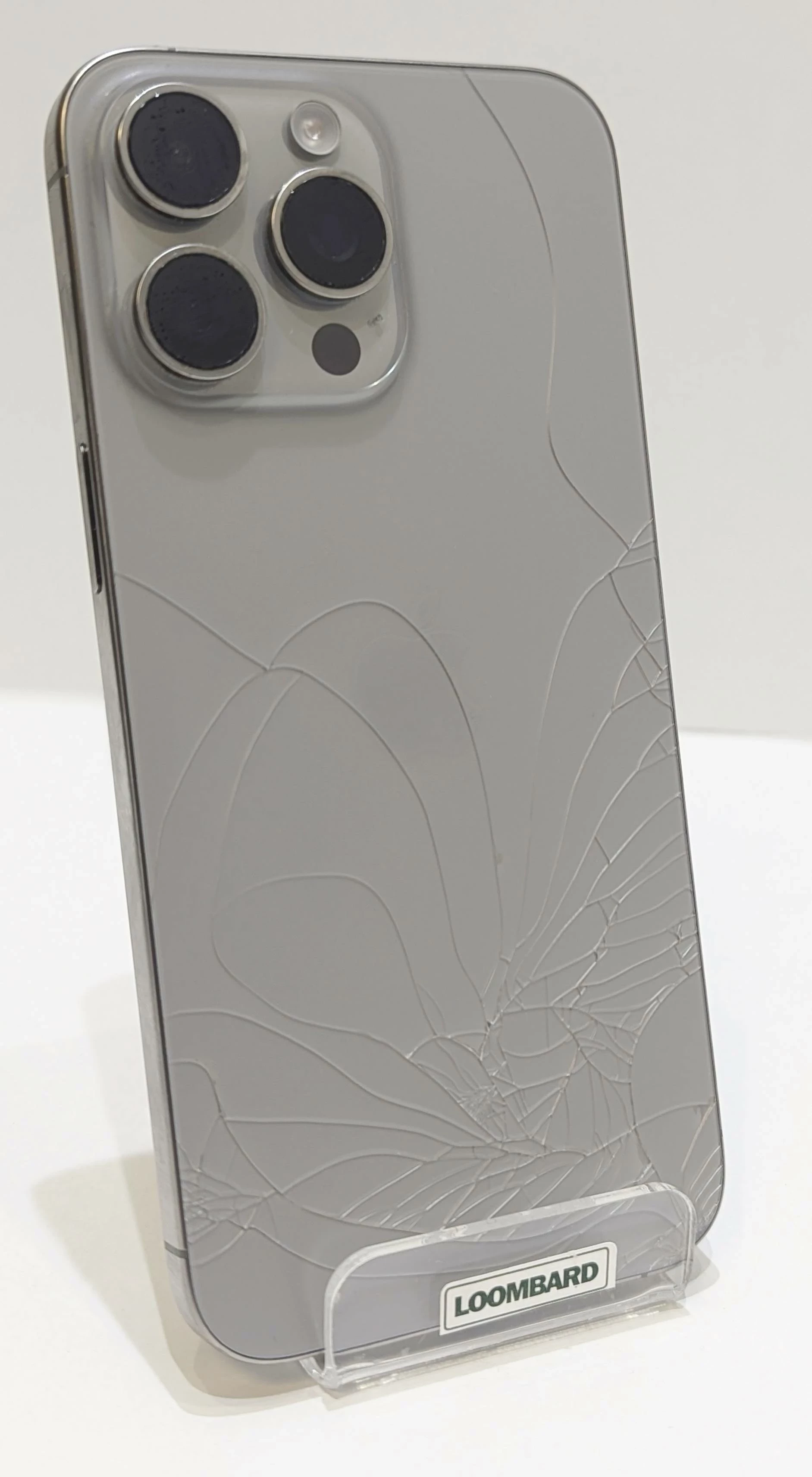 telefon-iphone-15-pro-max-256gb-bat89-zbite-plecy-wolny-od-rat-stan-11323-2