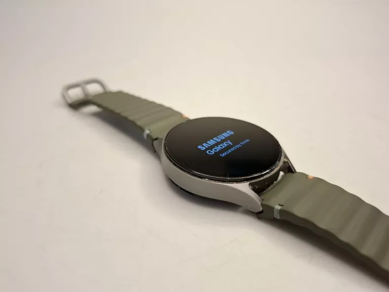 smartwatch-samsung-galaxy-watch-7-stan-11323-2