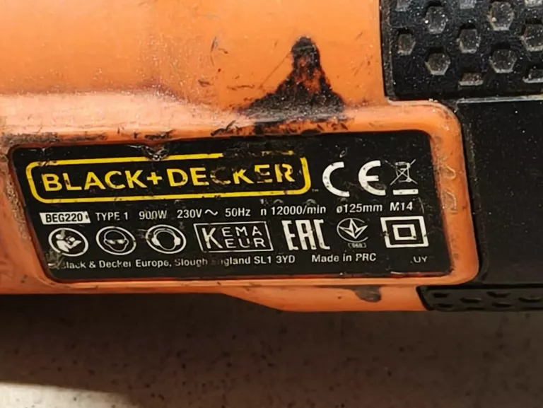 szlifierka-katowa-black-decker-beg220-predkosc-obrotowa-1200000