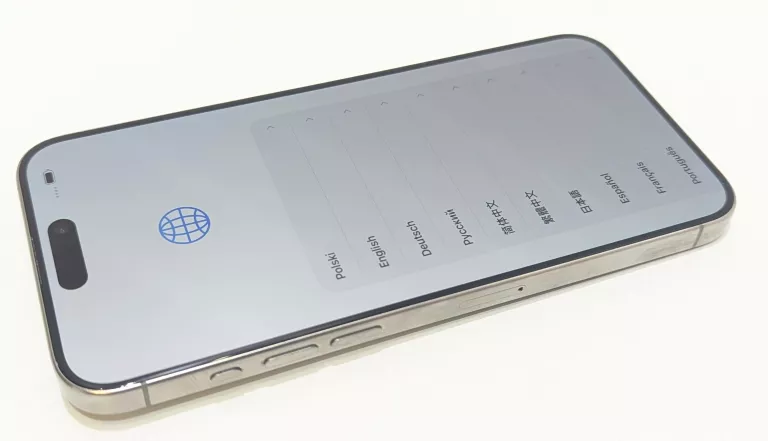 telefon-iphone-15-pro-max-256gb-bat89-zbite-plecy-wolny-od-rat-pojemnosc-akumulatora-3920